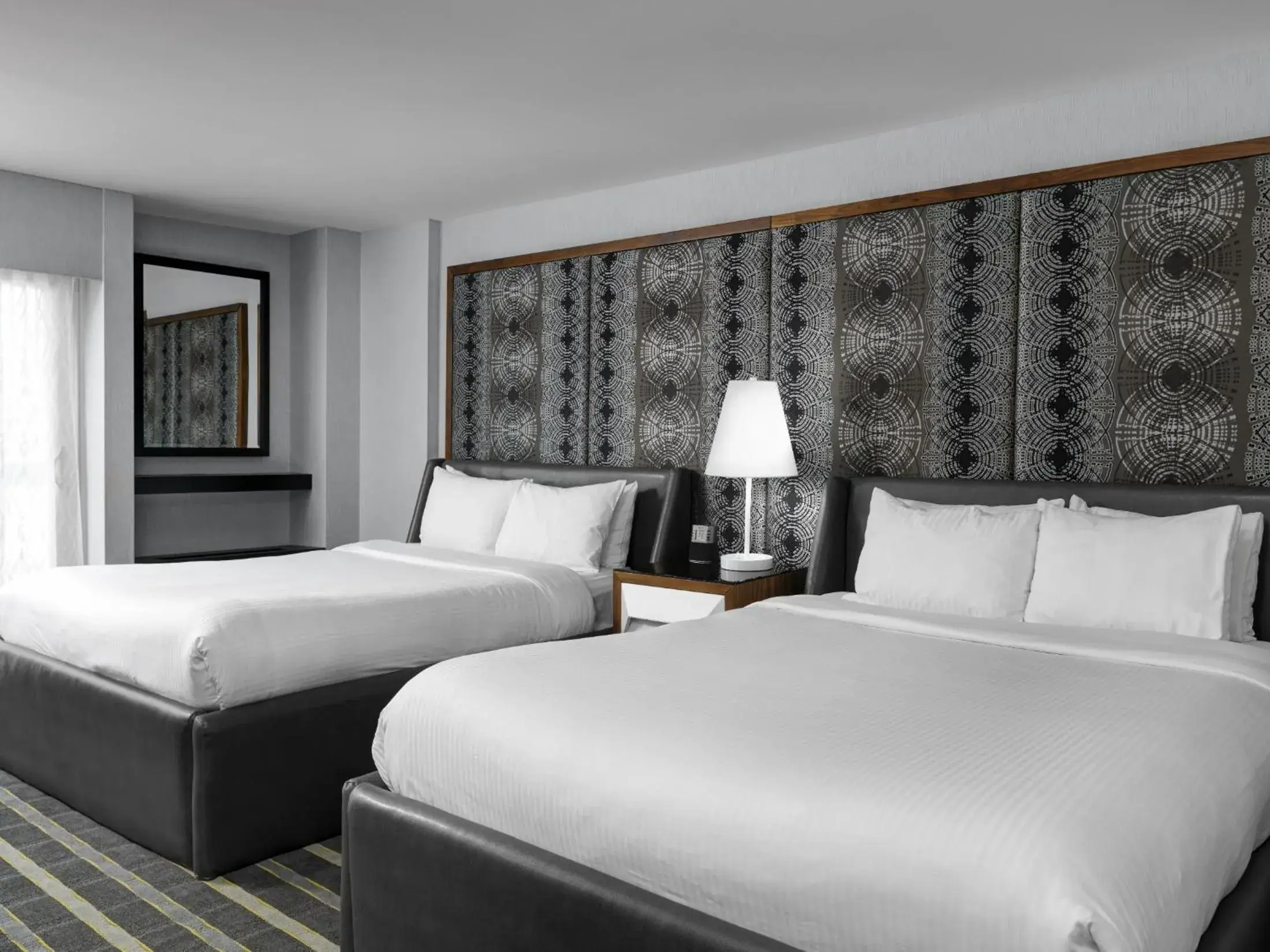 Luxury Two Queen with Balcony in Hotel Arts Luxury Two Queen with Balcony in Hotel Arts