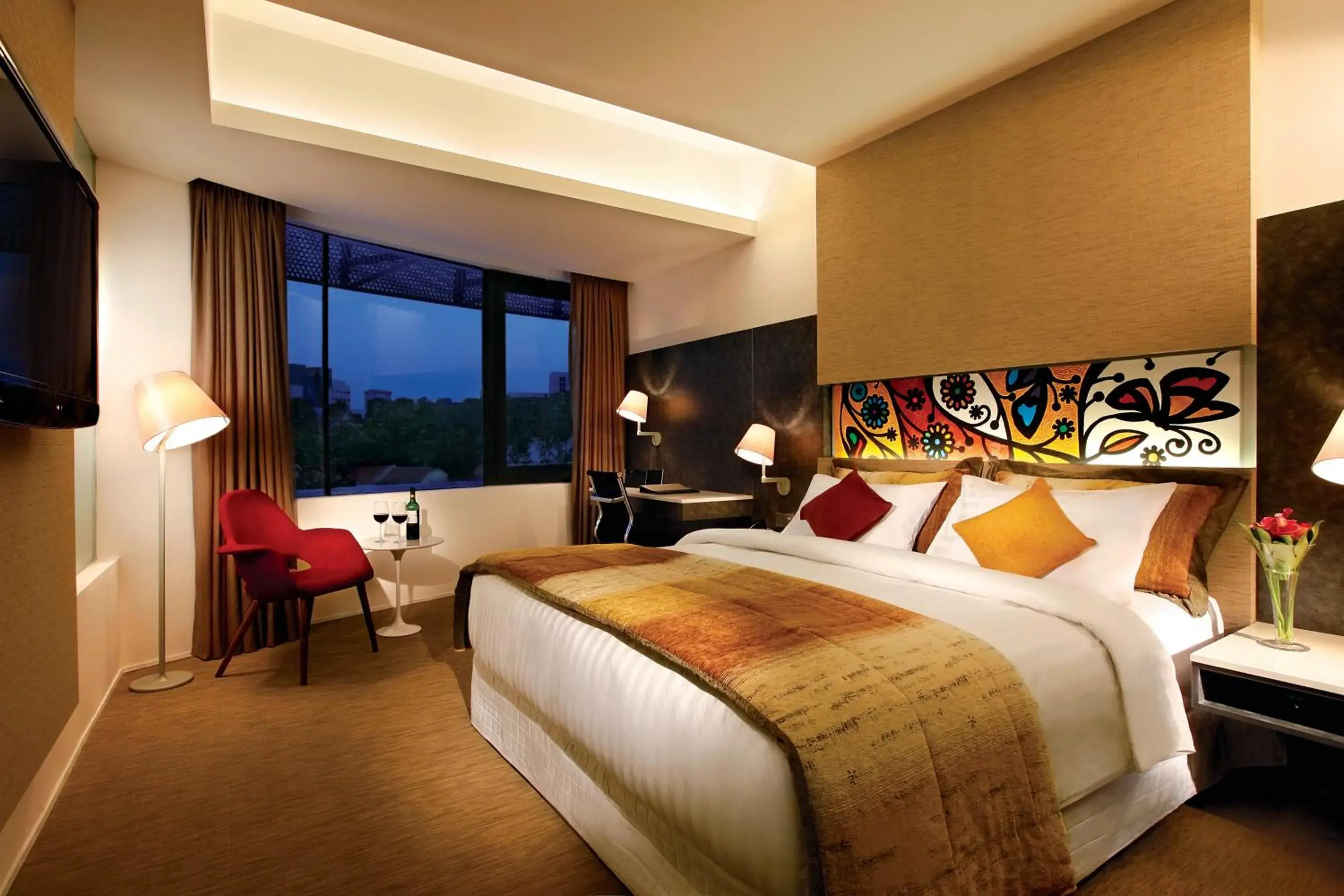 Executive King Room in D'Hotel Singapore managed by The Ascott Limited Executive King Room in D'Hotel Singapore managed by The Ascott Limited
