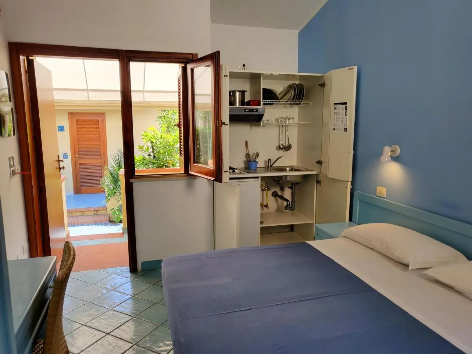 Studio - single occupancy in Hotel Residence La Darsena Studio - single occupancy in Hotel Residence La Darsena