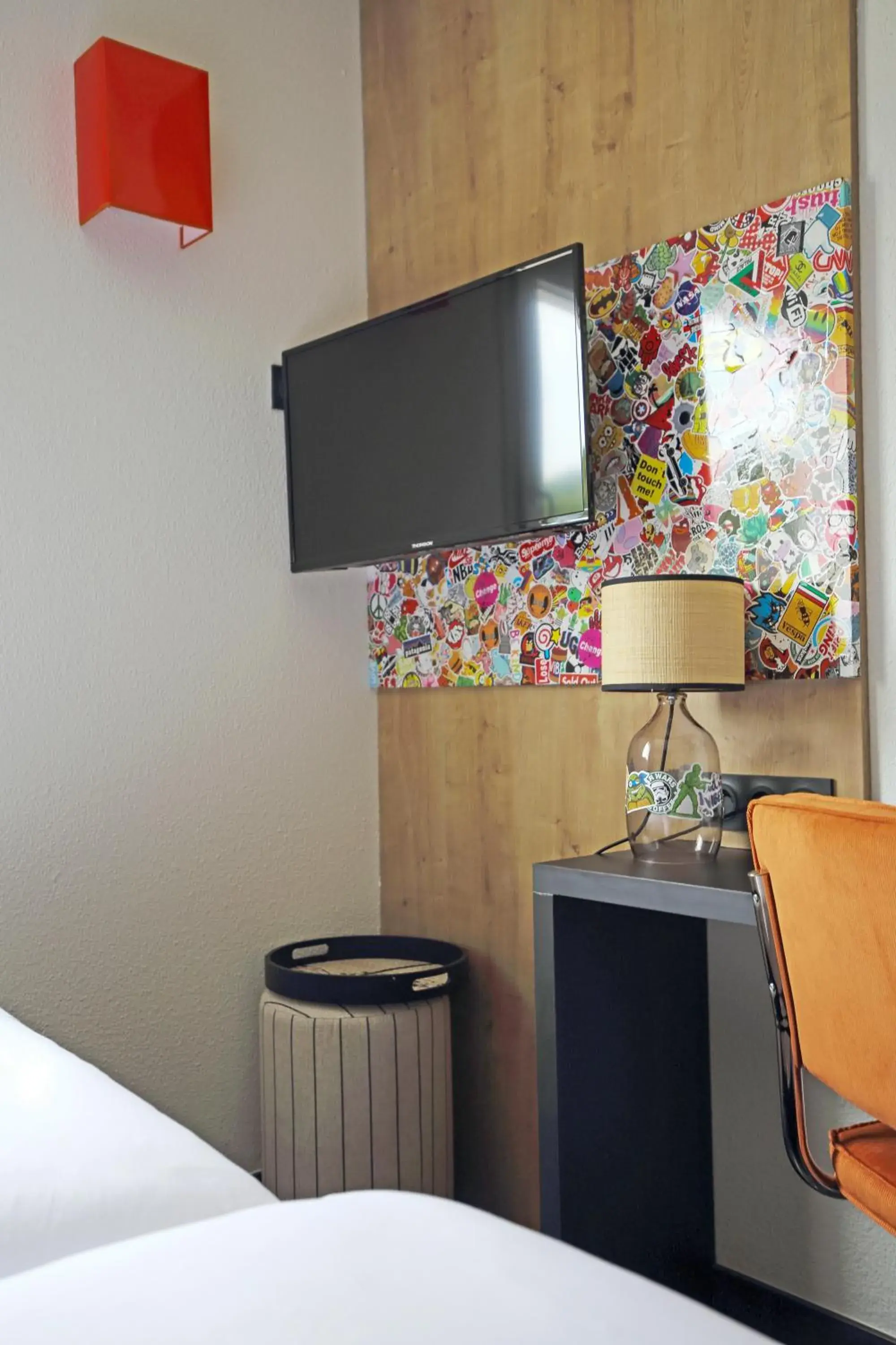 POP Room with 2 single beds in greet La Teste Bassin d'Arcachon POP Room with 2 single beds in greet La Teste Bassin d'Arcachon