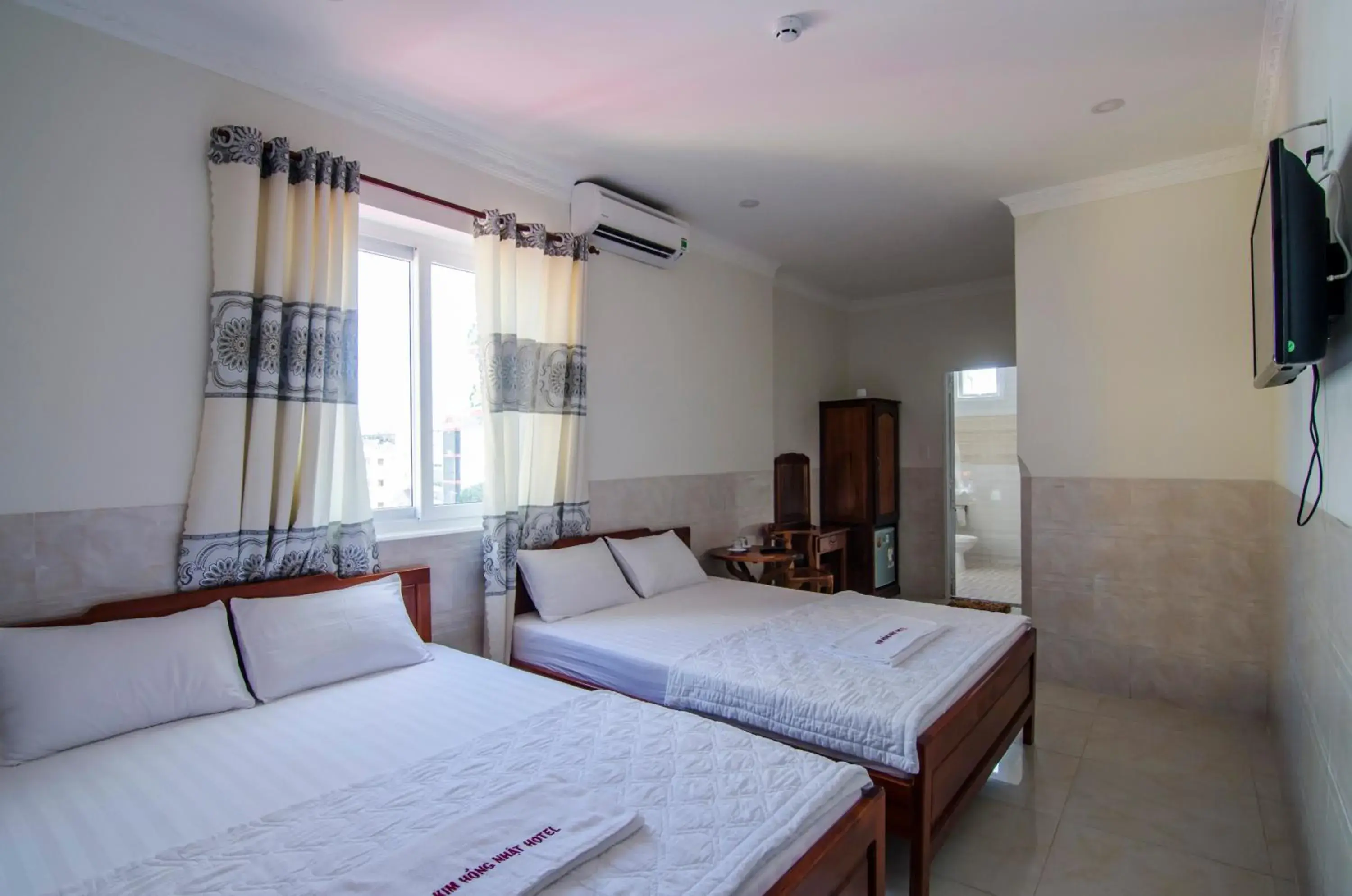 Quadruple Room in Kim Hồng Anh Guest House Quadruple Room in Kim Hồng Anh Guest House