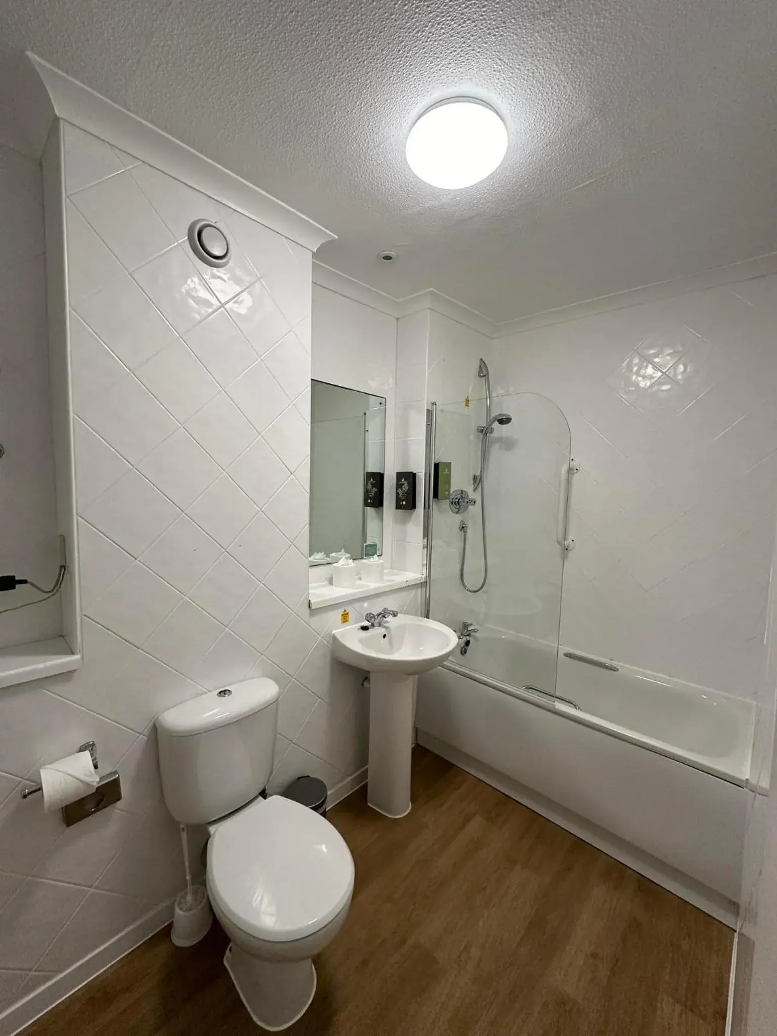 Standard Double Room in Windermere Hotel Standard Double Room in Windermere Hotel