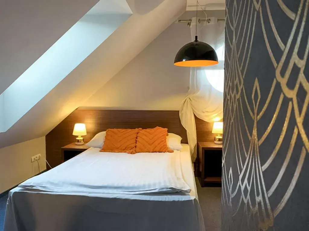 Standard Double Suite in Hotel Fero Express POKOJE KLIMATYZOWANE AC Standard Double Suite in Hotel Fero Express POKOJE KLIMATYZOWANE AC