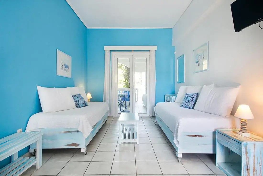 One-Bedroom Apartment with Garden View in Daphne's Club Hotel Apartments One-Bedroom Apartment with Garden View in Daphne's Club Hotel Apartments