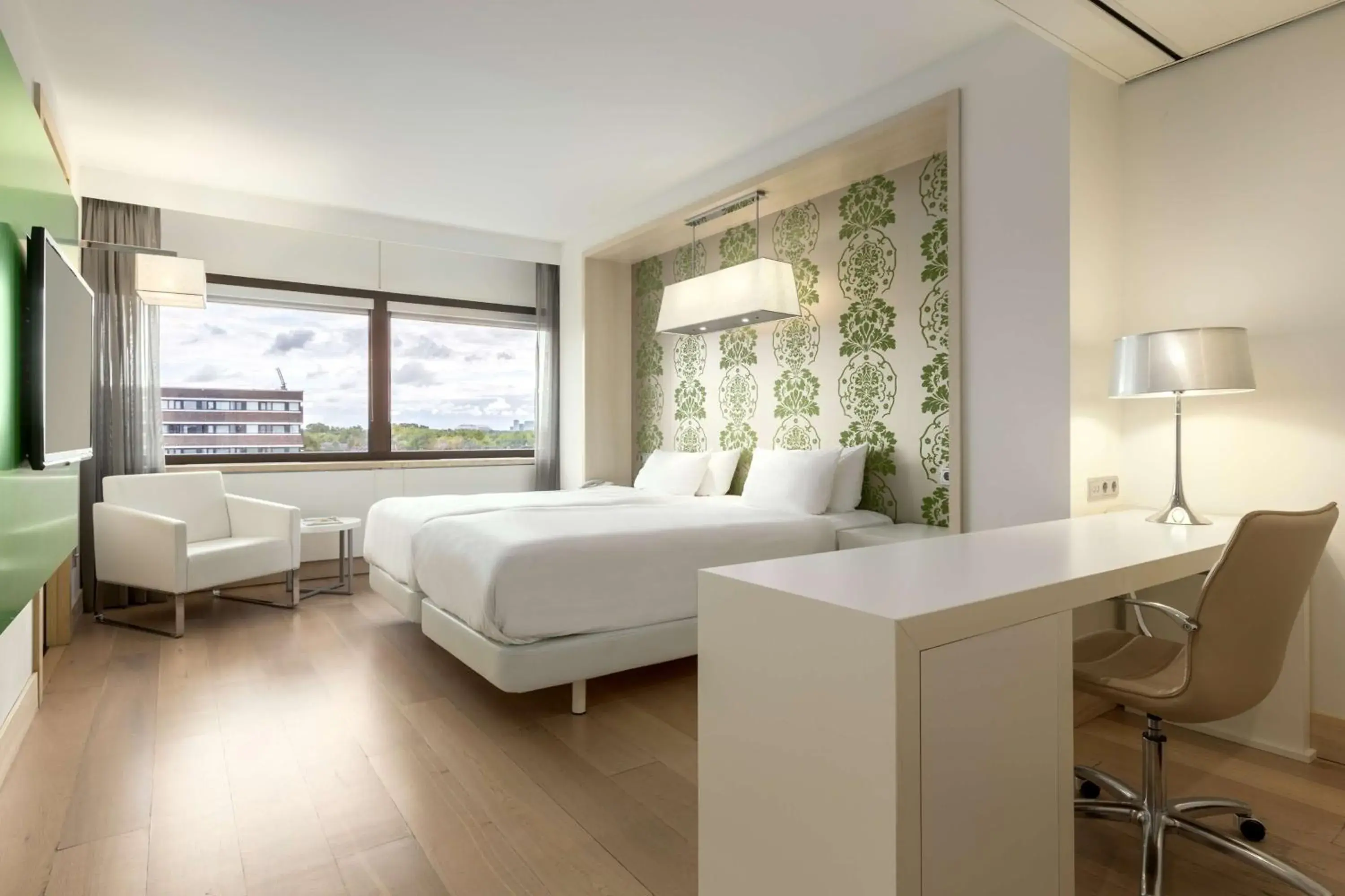 Superior Double or Twin Room in NH Amsterdam Zuid Superior Double or Twin Room in NH Amsterdam Zuid