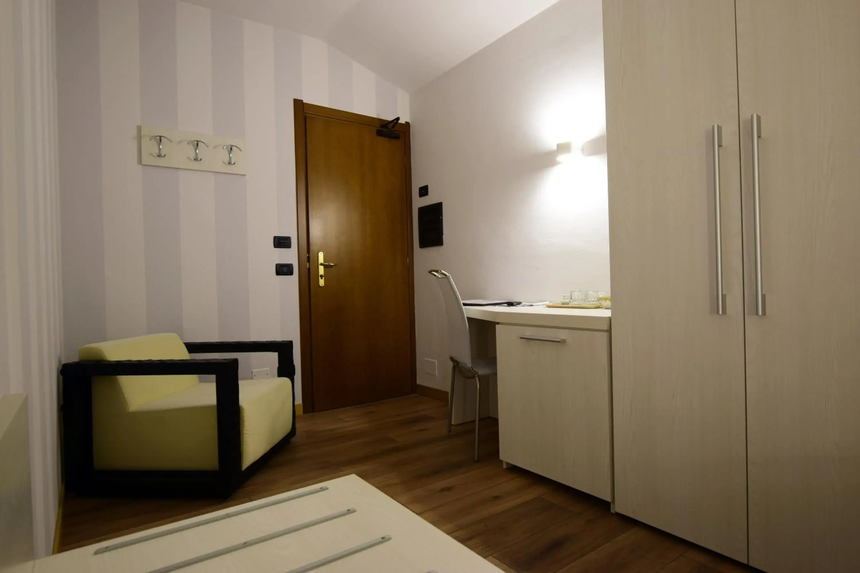 Deluxe Double or Twin Room with Lake View in Albergo Ristorante Orazio Deluxe Double or Twin Room with Lake View in Albergo Ristorante Orazio