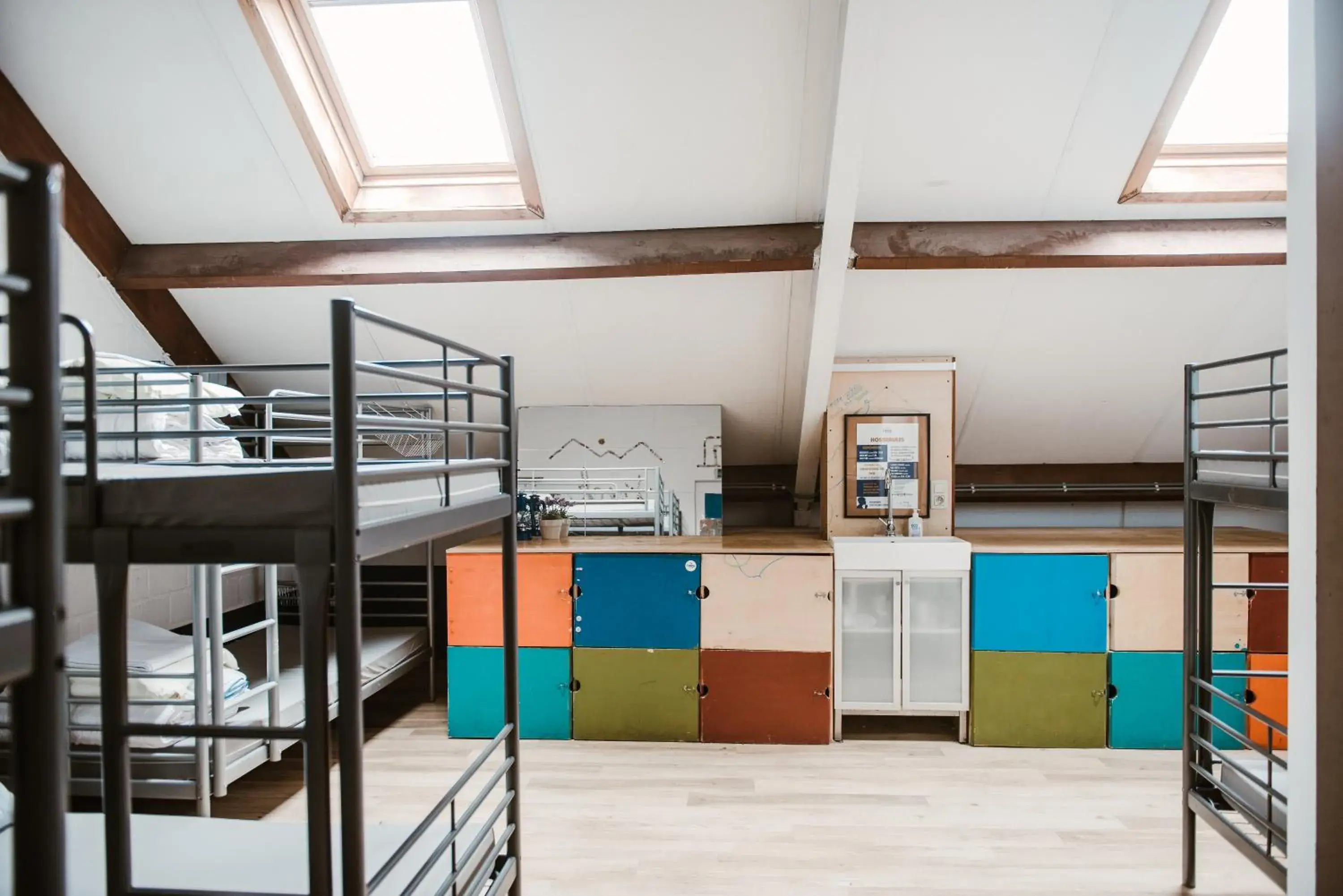 Bed in 12-Bed Mixed Dormitory Room in Treck Hostel Bed in 12-Bed Mixed Dormitory Room in Treck Hostel