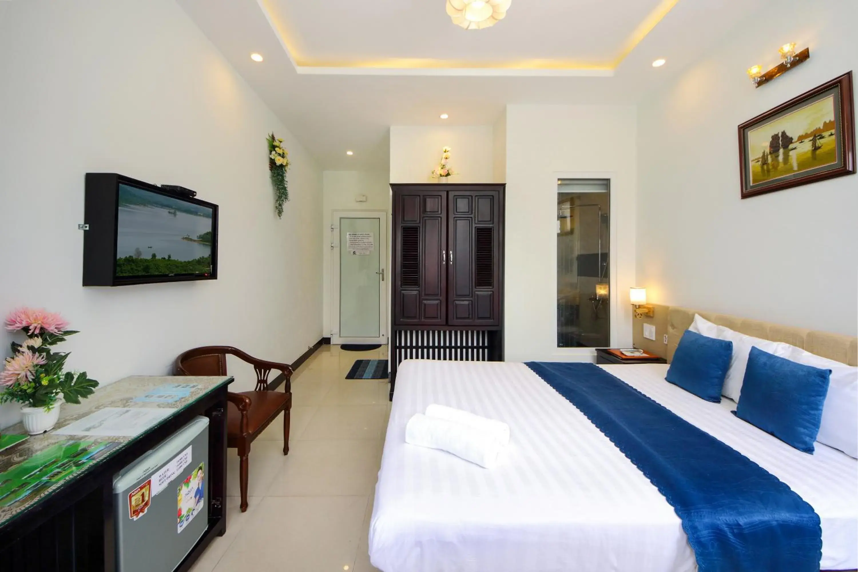 Double Room with Balcony in Flame Flowers Homestay Double Room with Balcony in Flame Flowers Homestay