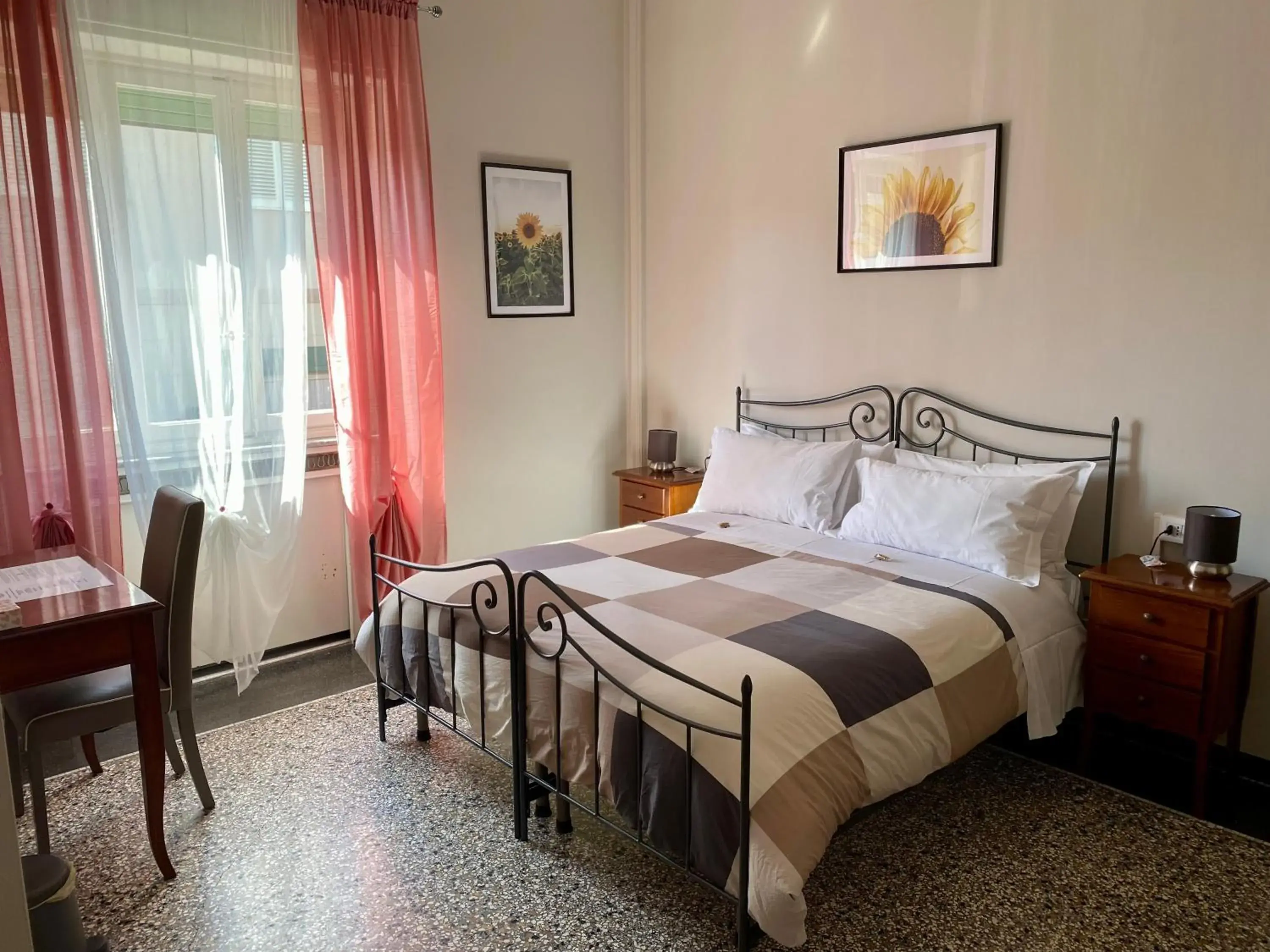 Double or Twin Room in Villa Catelli Double or Twin Room in Villa Catelli