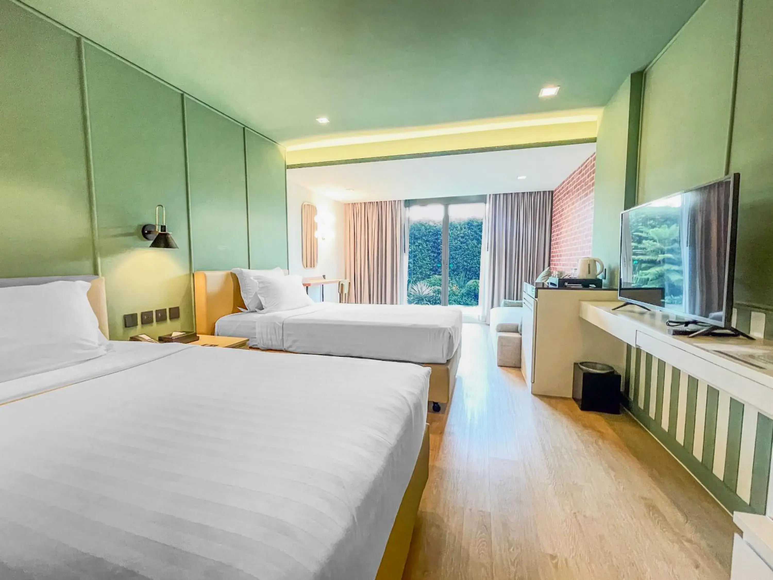 Happier Room Twin Bed in Happihaus Hotel Bangkok Happier Room Twin Bed in Happihaus Hotel Bangkok