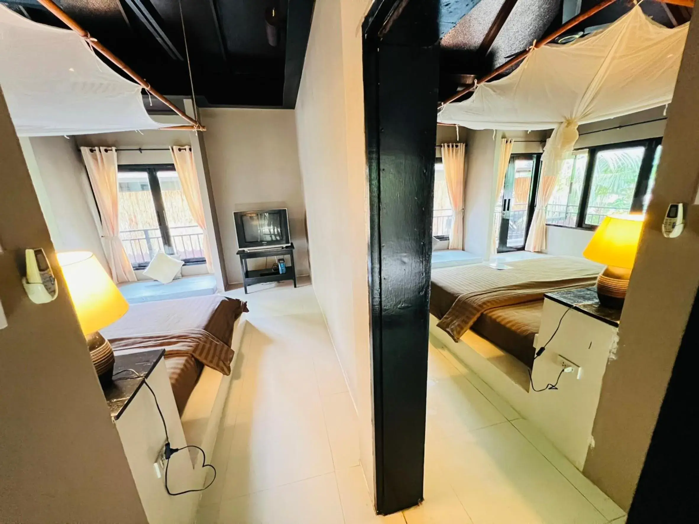 Family Room Connecting in Sevenseas Resort Koh Kradan Family Room Connecting in Sevenseas Resort Koh Kradan