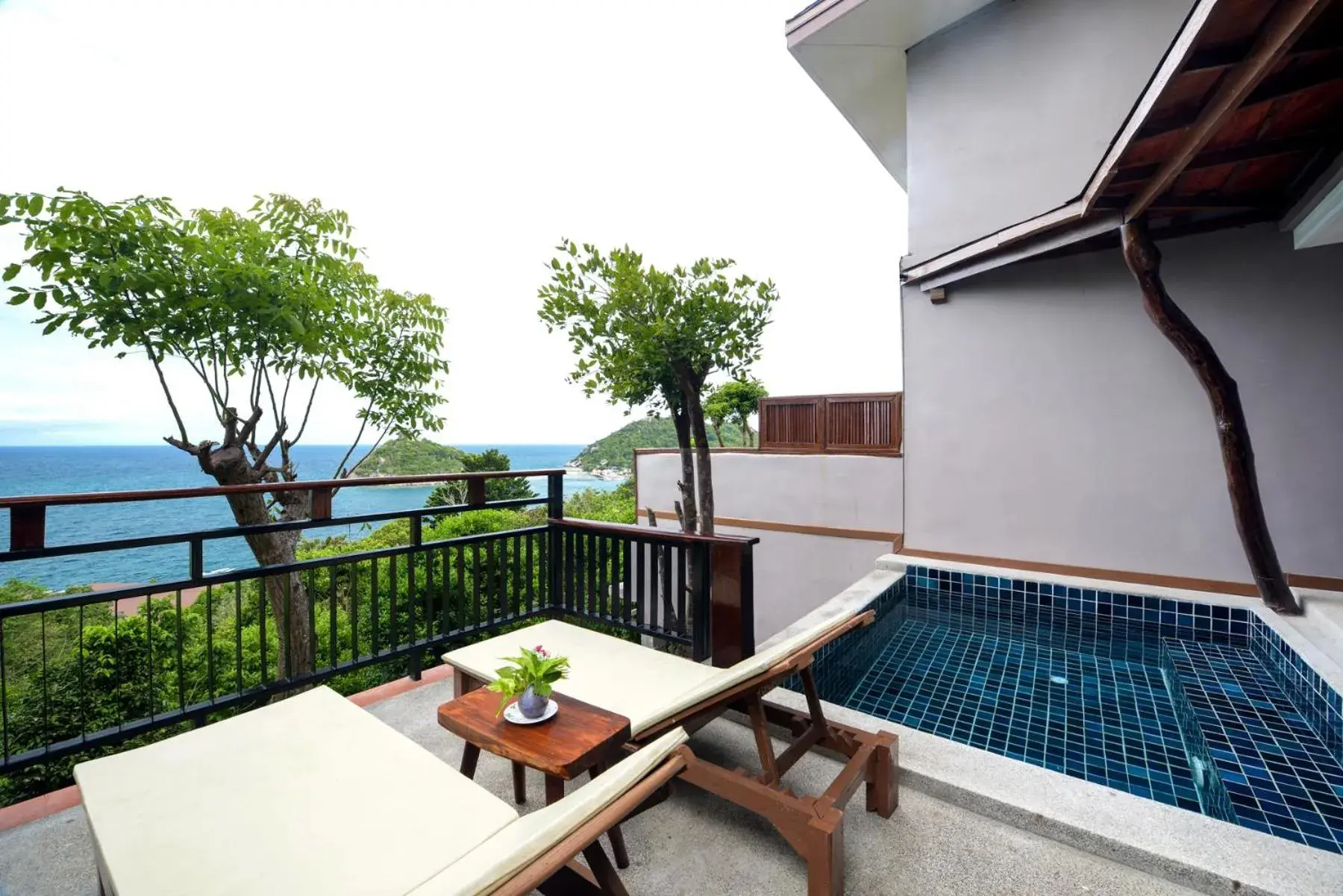 Treasure Hillside FAMILY Suite with Private Pool in Dusit Buncha Koh Tao by Riya Group Treasure Hillside FAMILY Suite with Private Pool in Dusit Buncha Koh Tao by Riya Group
