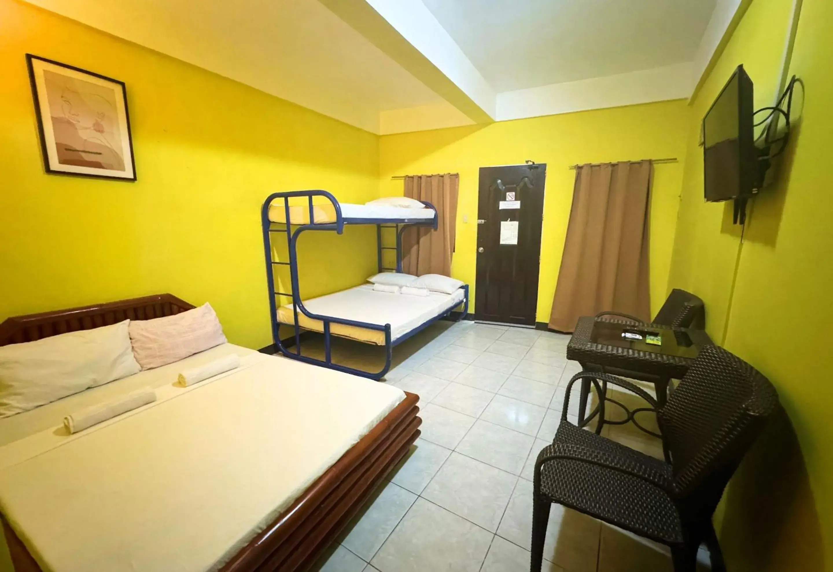 Family Room in Simons Heritage Resort Puerto Galera Family Room in Simons Heritage Resort Puerto Galera