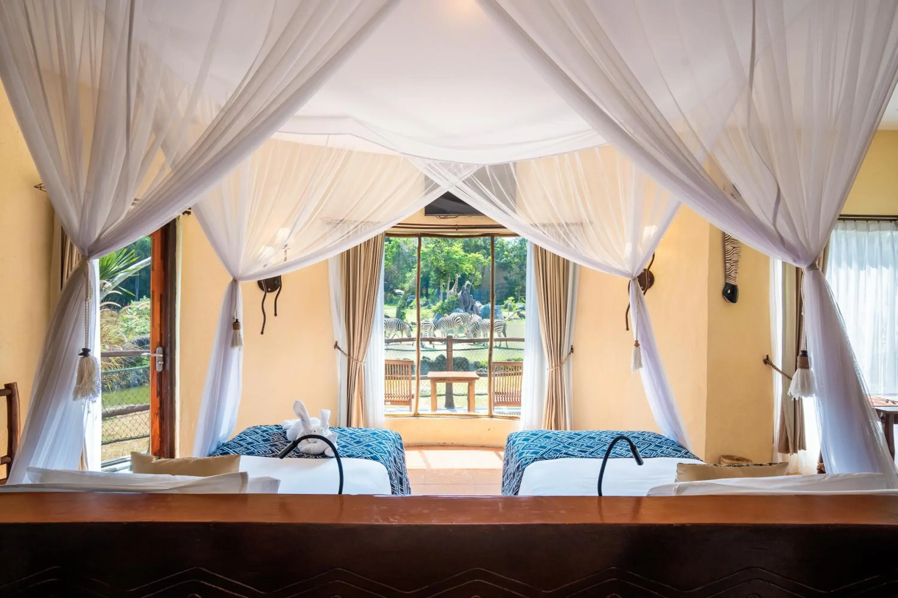 Swala Deluxe One-Bedroom Lodge in Mara River Safari Lodge Bali Swala Deluxe One-Bedroom Lodge in Mara River Safari Lodge Bali