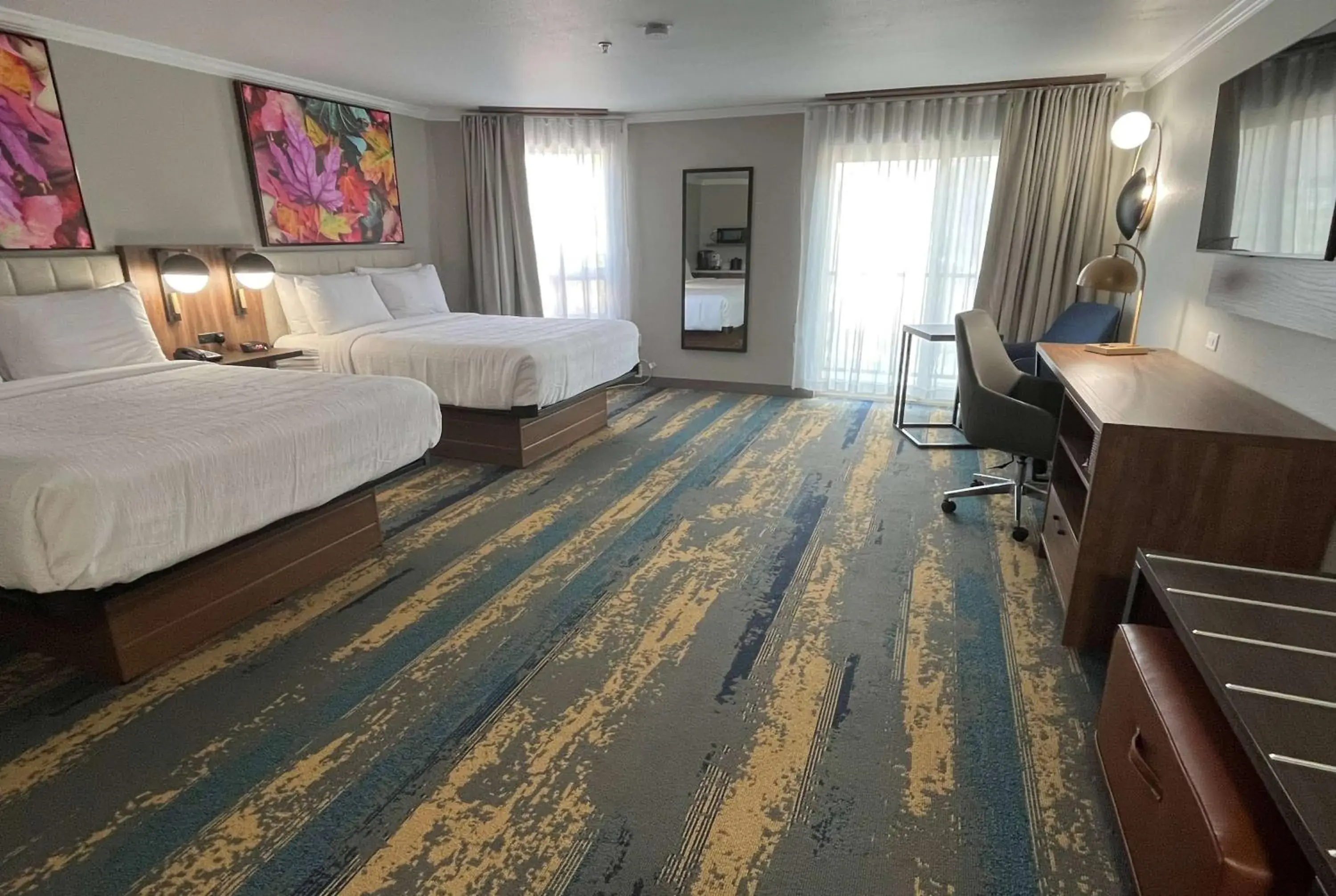 Queen Suite with Two Queen Beds - Non-Smoking in La Quinta Inn & Suites by Wyndham Yakima Downtown Queen Suite with Two Queen Beds - Non-Smoking in La Quinta Inn & Suites by Wyndham Yakima Downtown