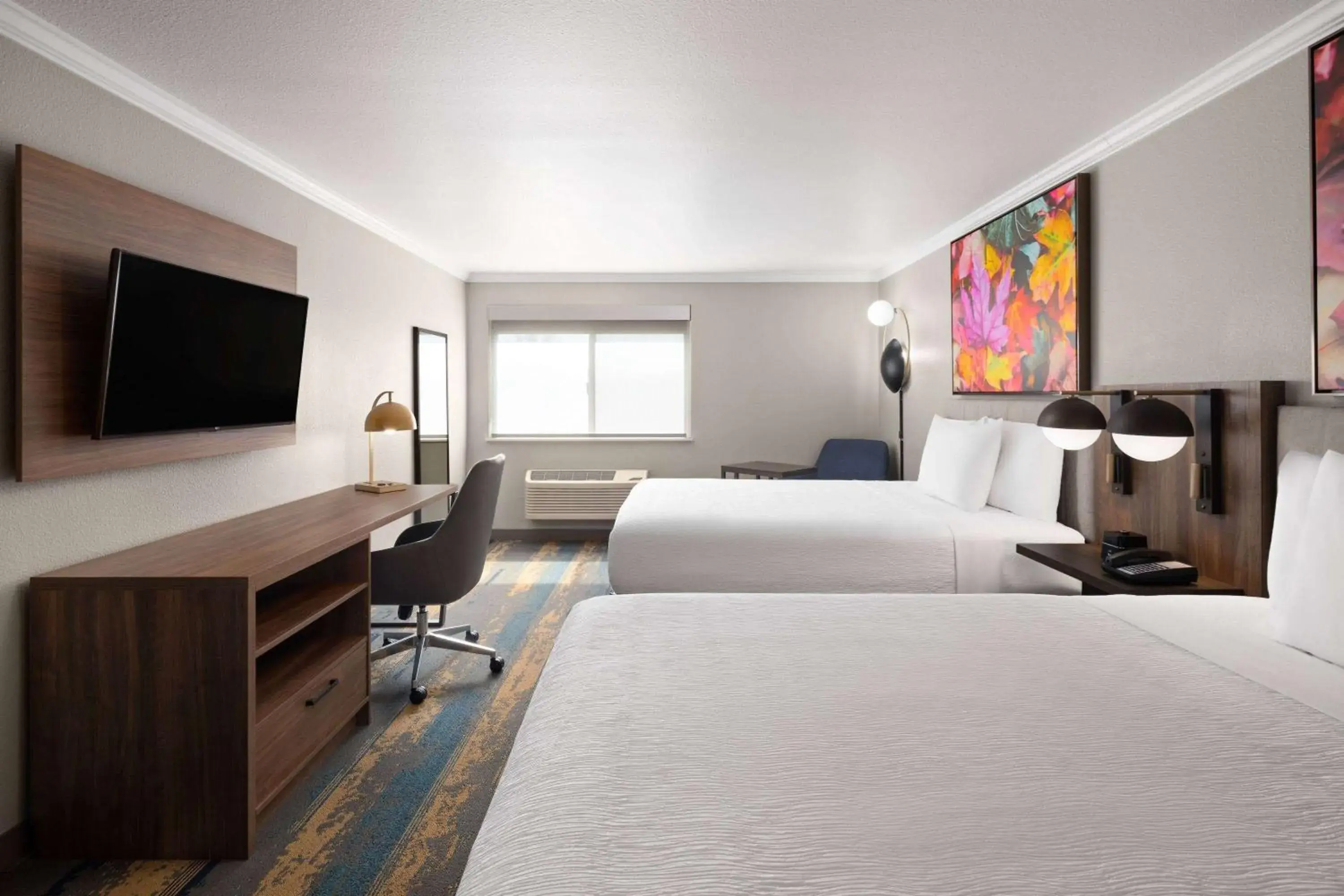 Queen Room with Two Queen Beds - Non-Smoking in La Quinta Inn & Suites by Wyndham Yakima Downtown Queen Room with Two Queen Beds - Non-Smoking in La Quinta Inn & Suites by Wyndham Yakima Downtown