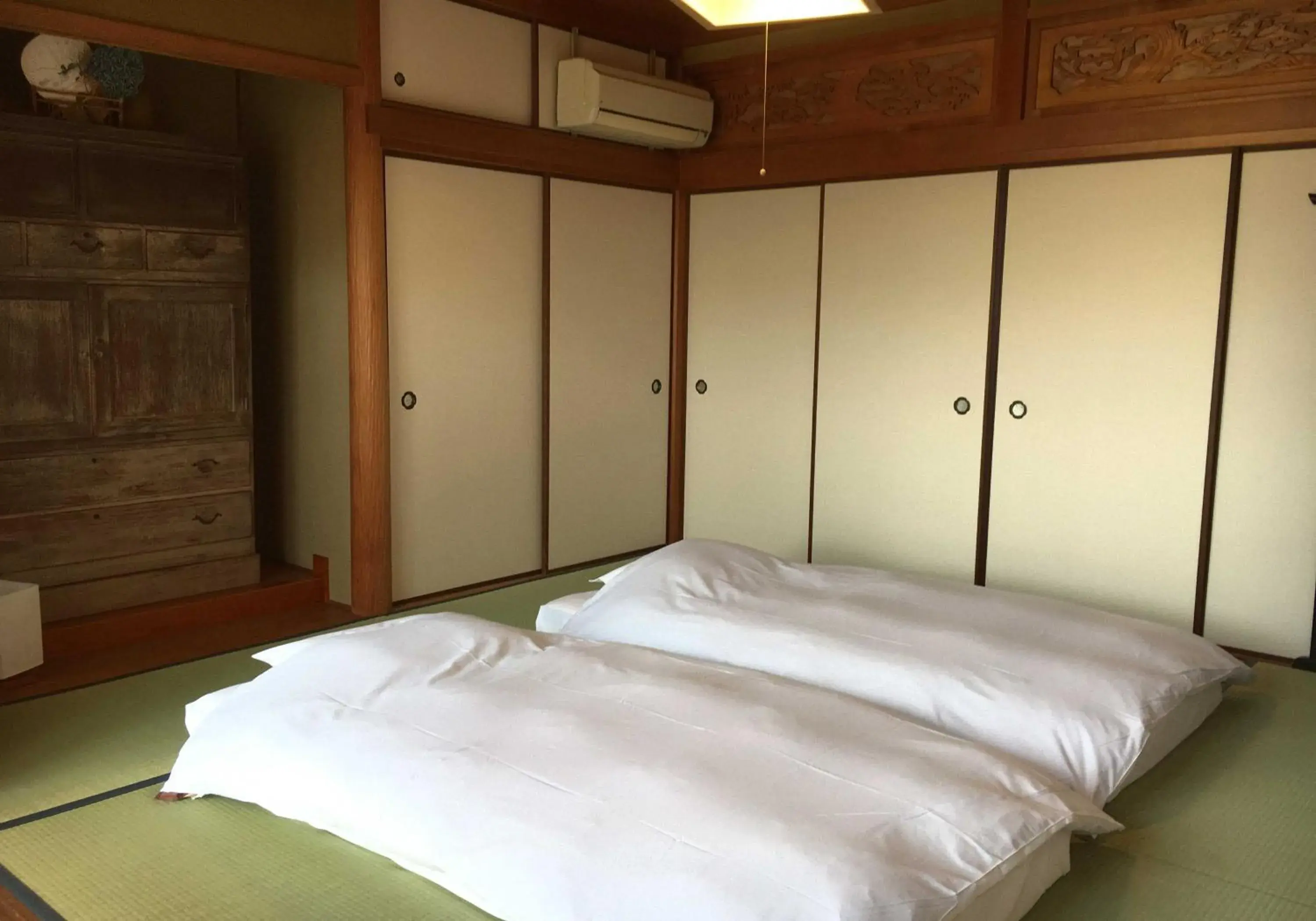 Suite with Terrace with Private External Bathroom - single occupancy in Uno Port Inn Suite with Terrace with Private External Bathroom - single occupancy in Uno Port Inn