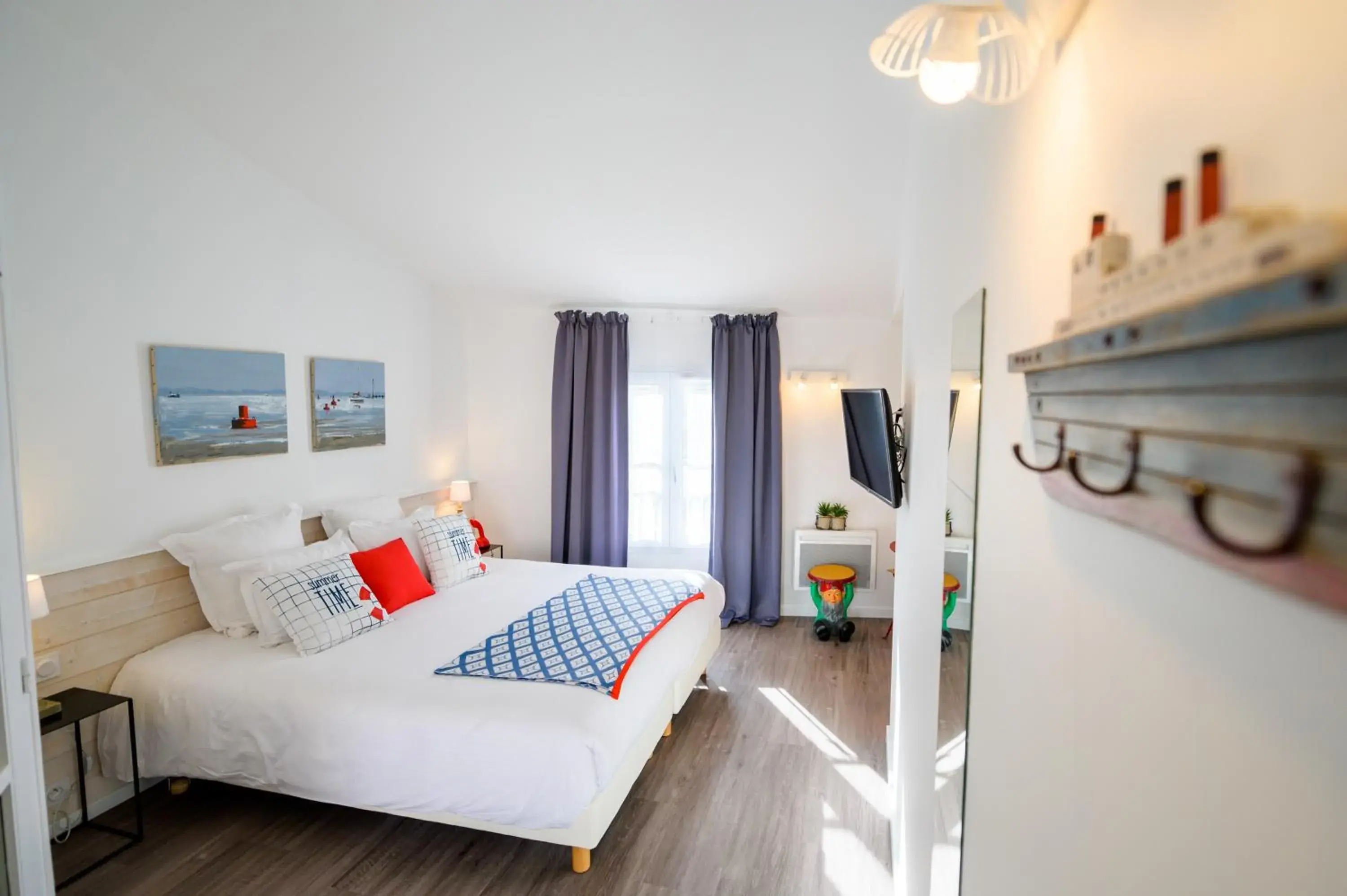 Superior Double Room in Hôtel La Jetée Superior Double Room in Hôtel La Jetée