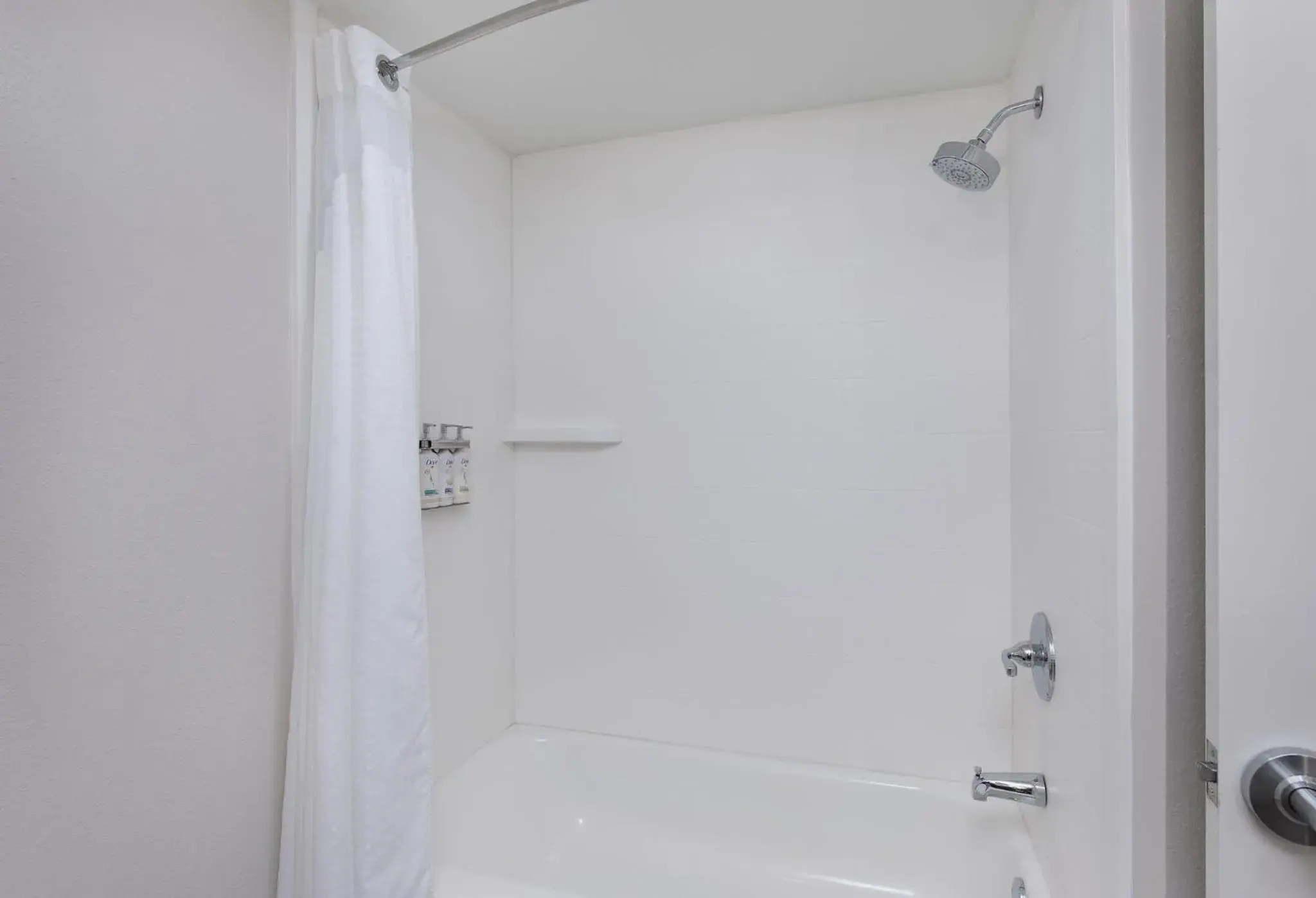 Standard Room with Two Queen Beds in Holiday Inn Express Hurricane Mills Waverly by IHG Standard Room with Two Queen Beds in Holiday Inn Express Hurricane Mills Waverly by IHG