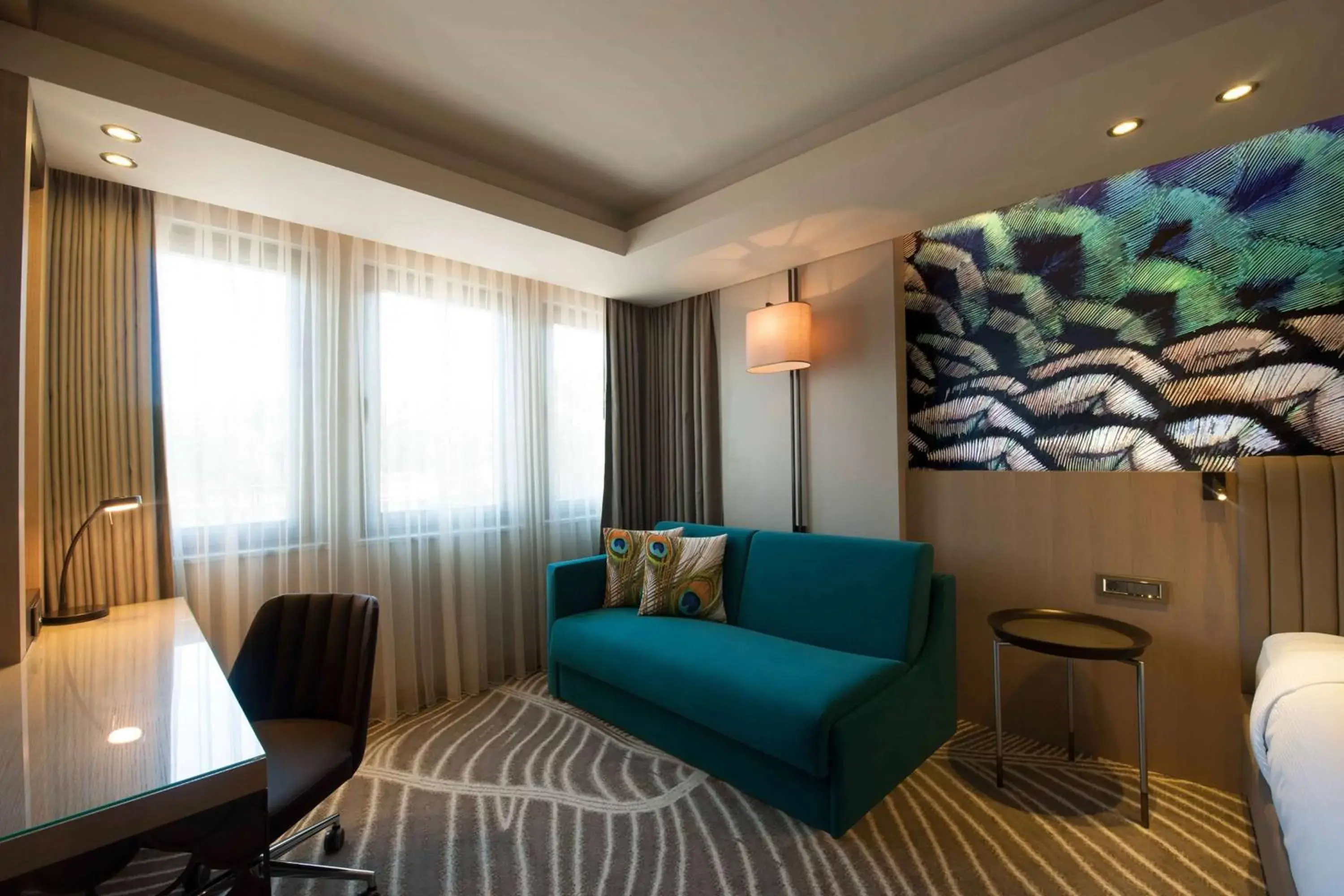 Deluxe King Room in DoubleTree by Hilton Istanbul - Sirkeci Deluxe King Room in DoubleTree by Hilton Istanbul - Sirkeci