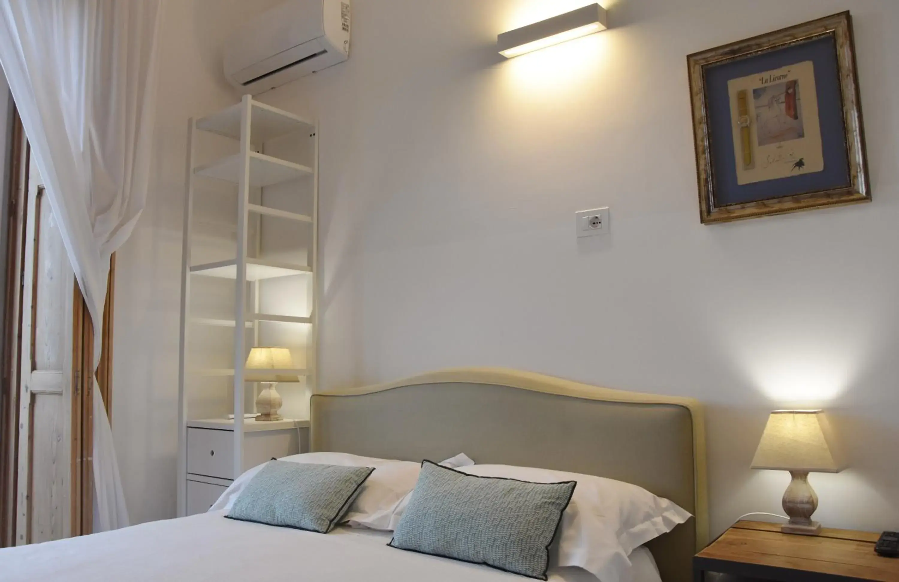 Double Room in La Casa nel Borgo Antico Double Room in La Casa nel Borgo Antico