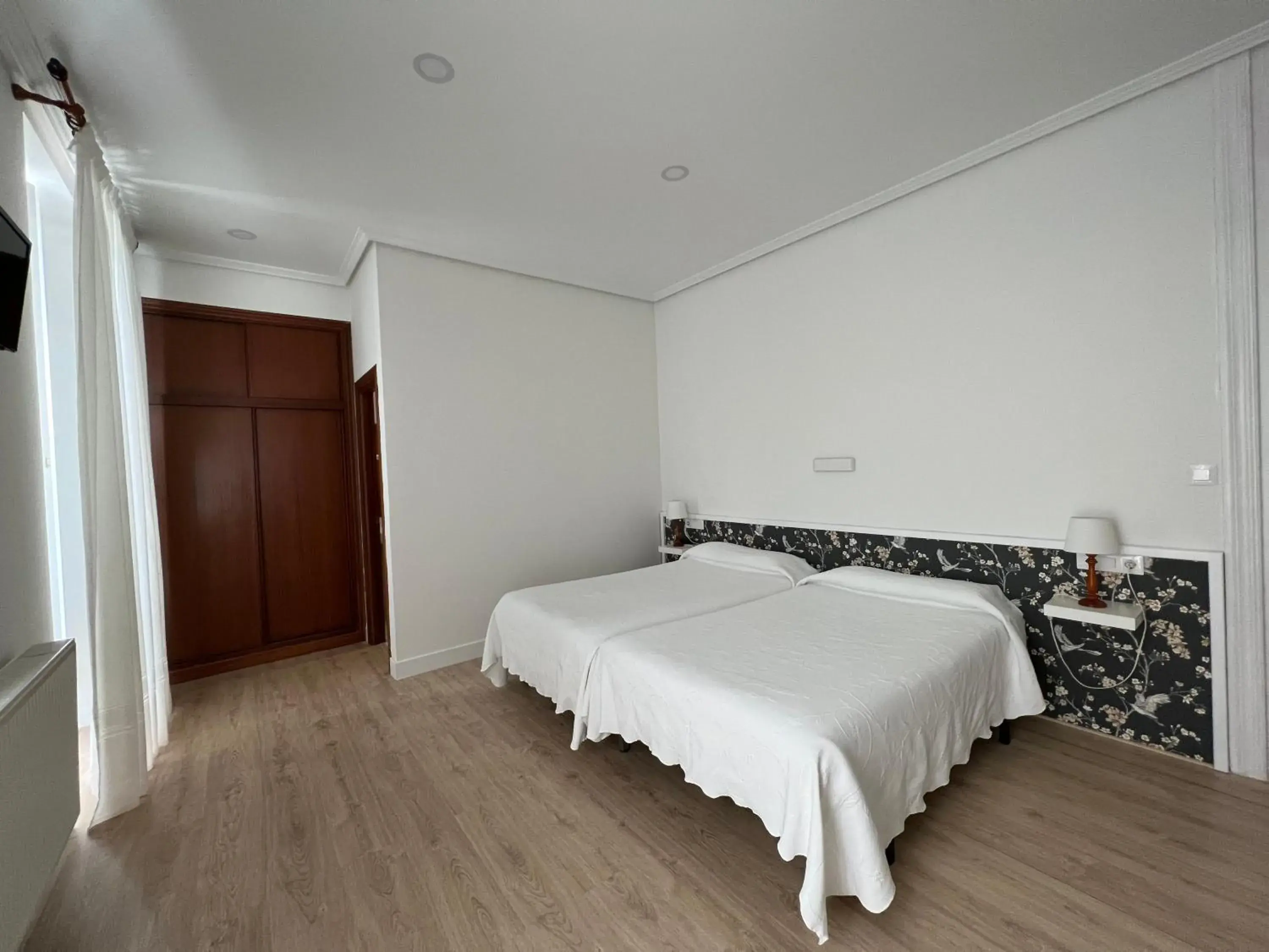 Twin Room in Hotel Ramona Twin Room in Hotel Ramona