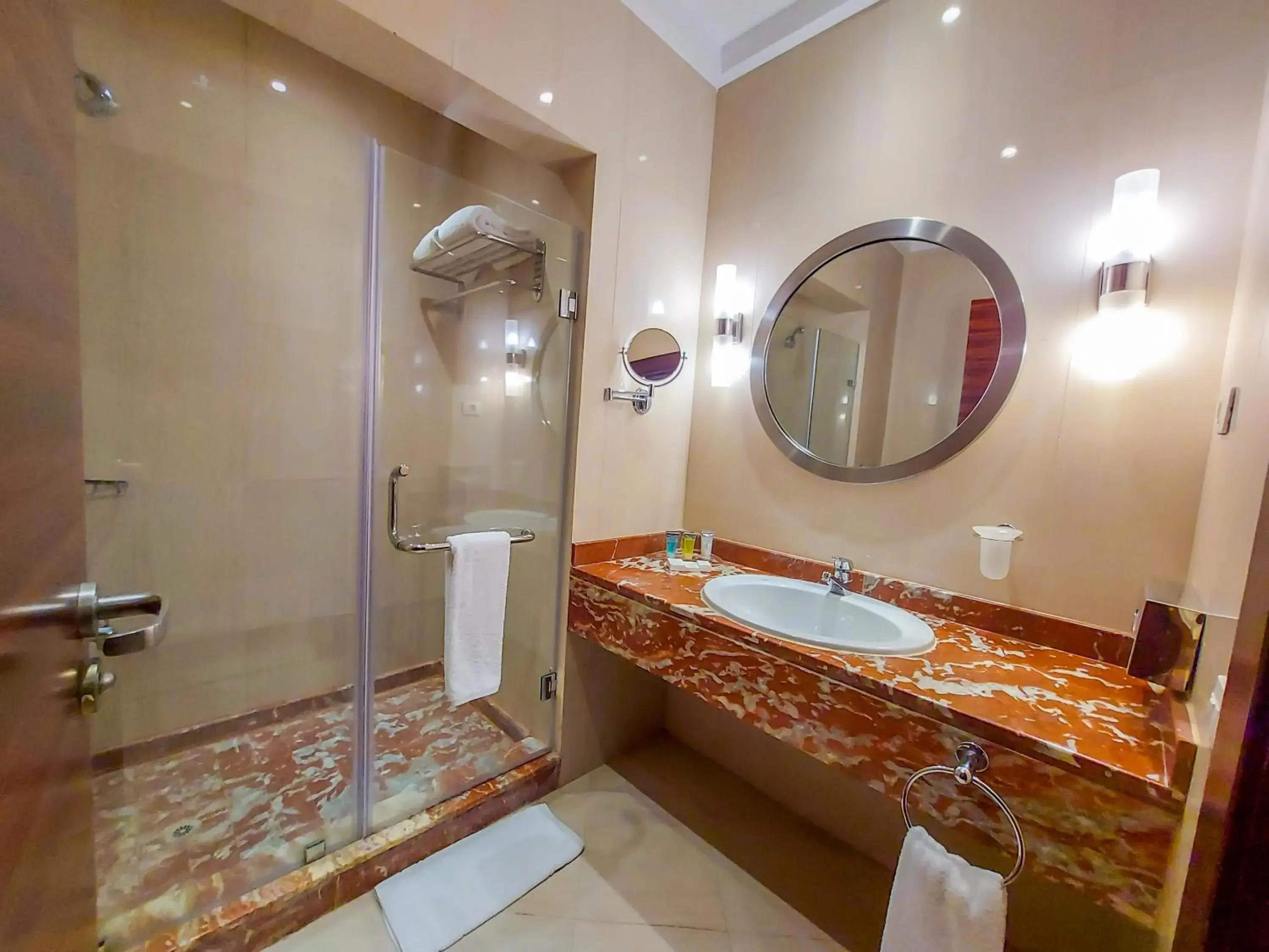 Classic Room - single occupancy in Helnan Dream Hotel and Conference Center Classic Room - single occupancy in Helnan Dream Hotel and Conference Center