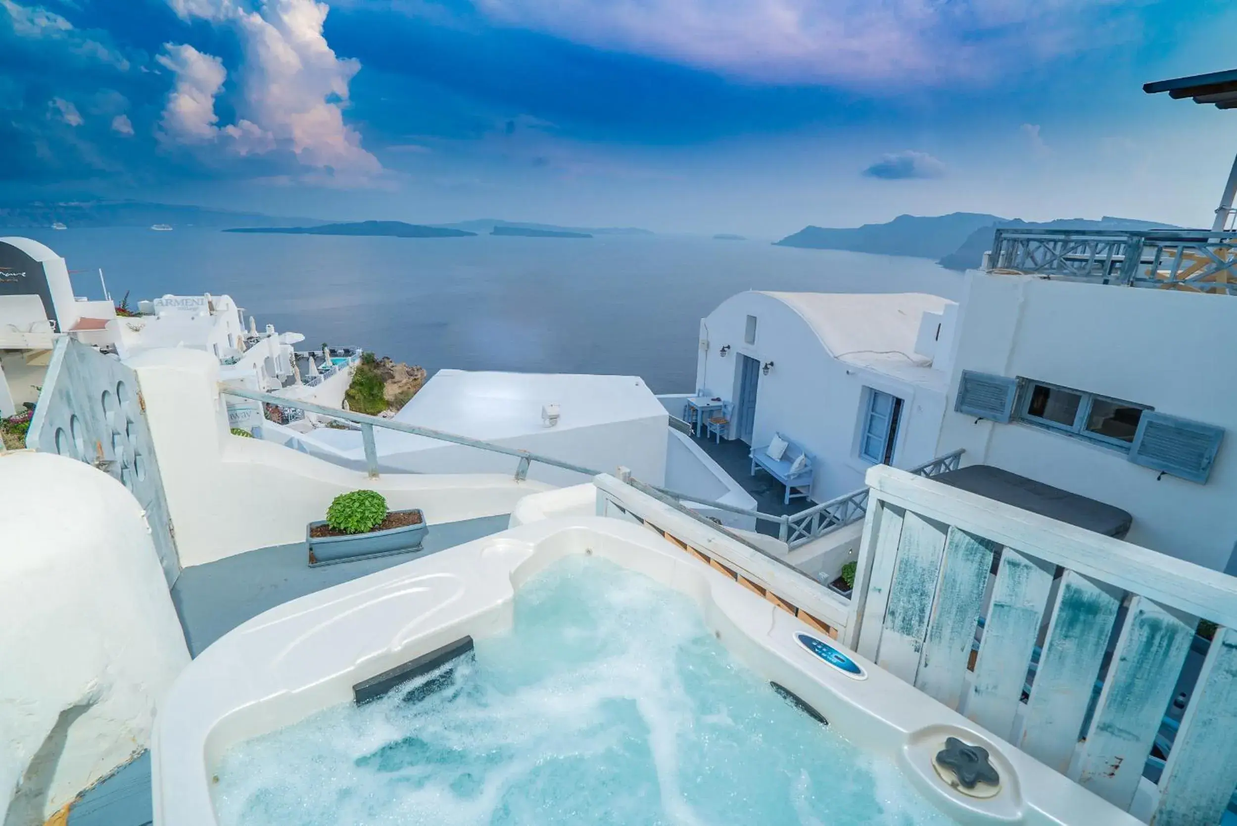 One Bedroom Cave House with Outdoor Hot Tub and Caldera View in Kaleidoscope Cave Houses One Bedroom Cave House with Outdoor Hot Tub and Caldera View in Kaleidoscope Cave Houses