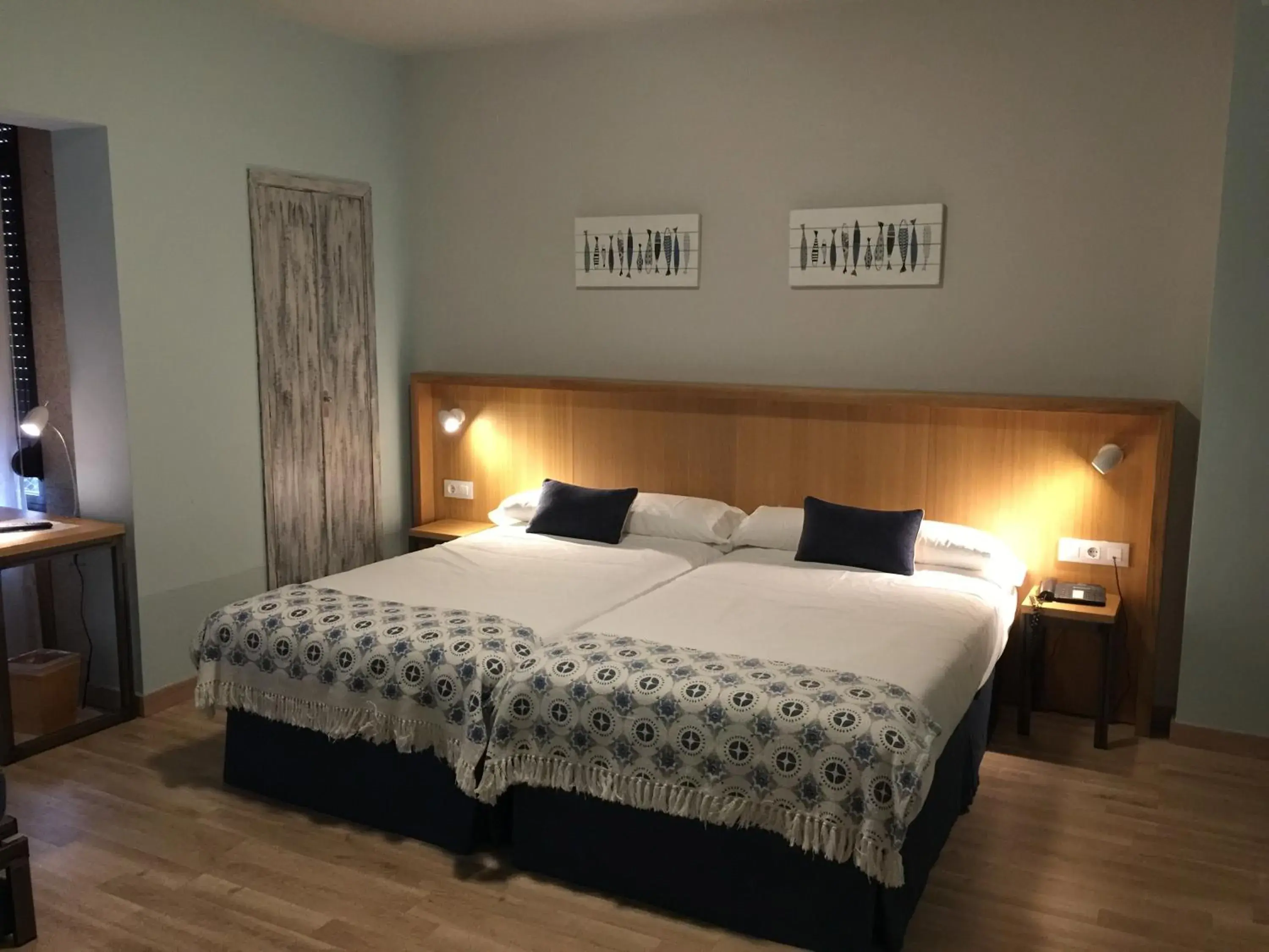 Twin Room in Hotel Celanova Twin Room in Hotel Celanova