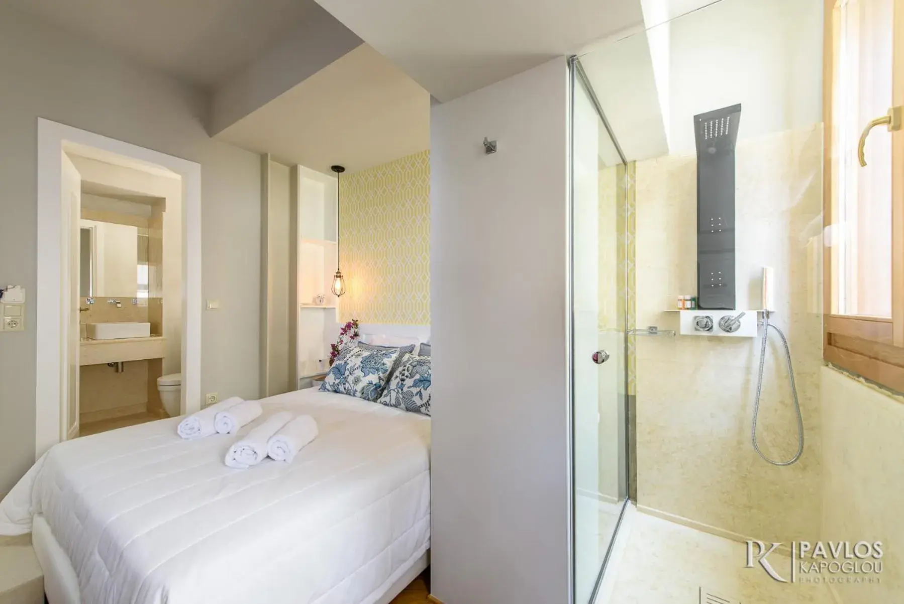 Small Double Room in Candia Suites & Rooms Small Double Room in Candia Suites & Rooms