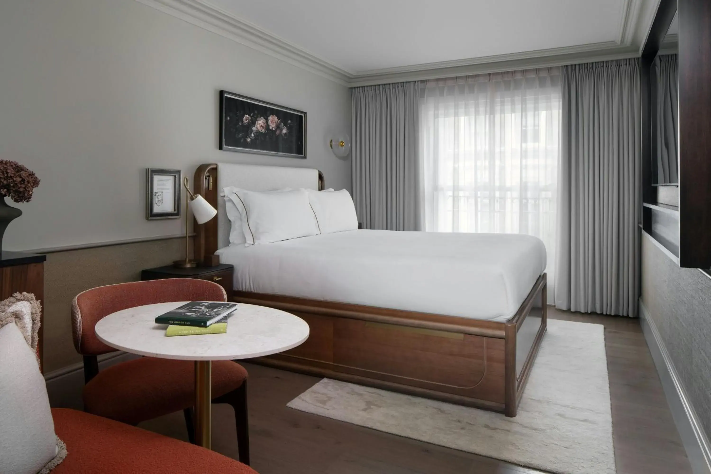 Atelier King Room in Montcalm Mayfair, Autograph Collection Atelier King Room in Montcalm Mayfair, Autograph Collection