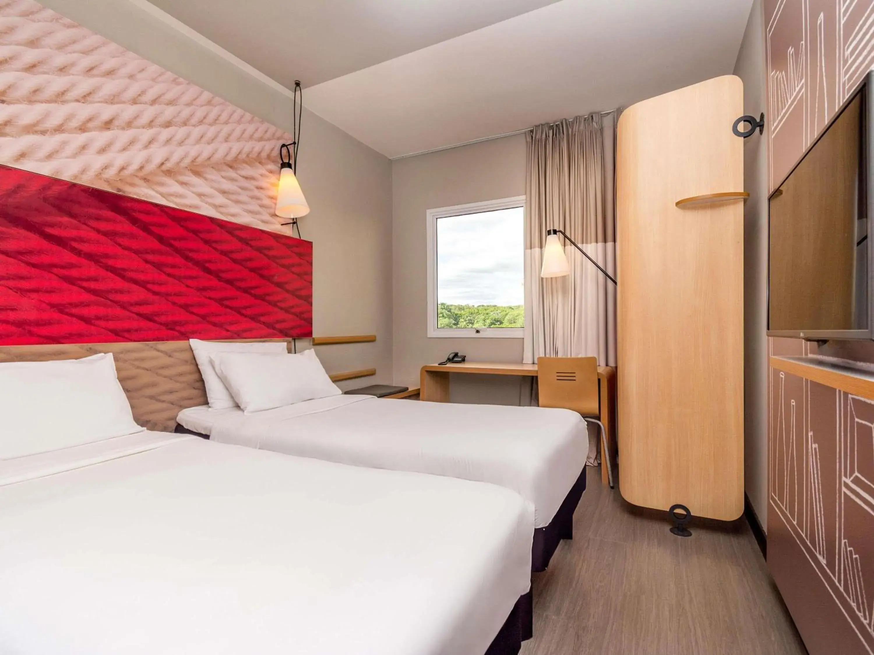 Superior Twin Room - single occupancy in ibis Campo Grande Superior Twin Room - single occupancy in ibis Campo Grande