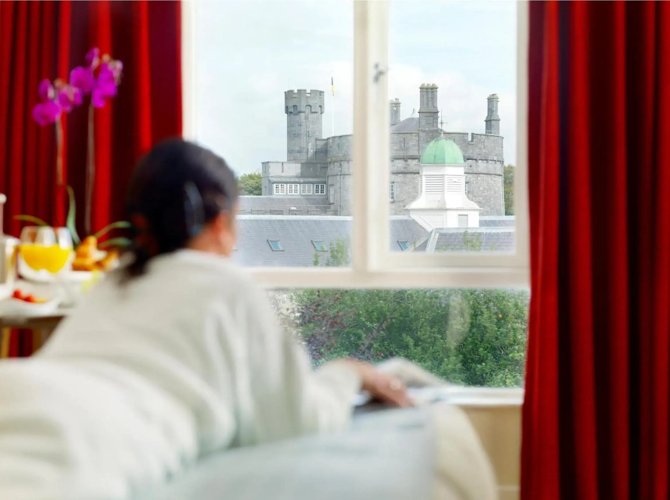 Castle View King Room - single occupancy in Kilkenny Pembroke Hotel Castle View King Room - single occupancy in Kilkenny Pembroke Hotel
