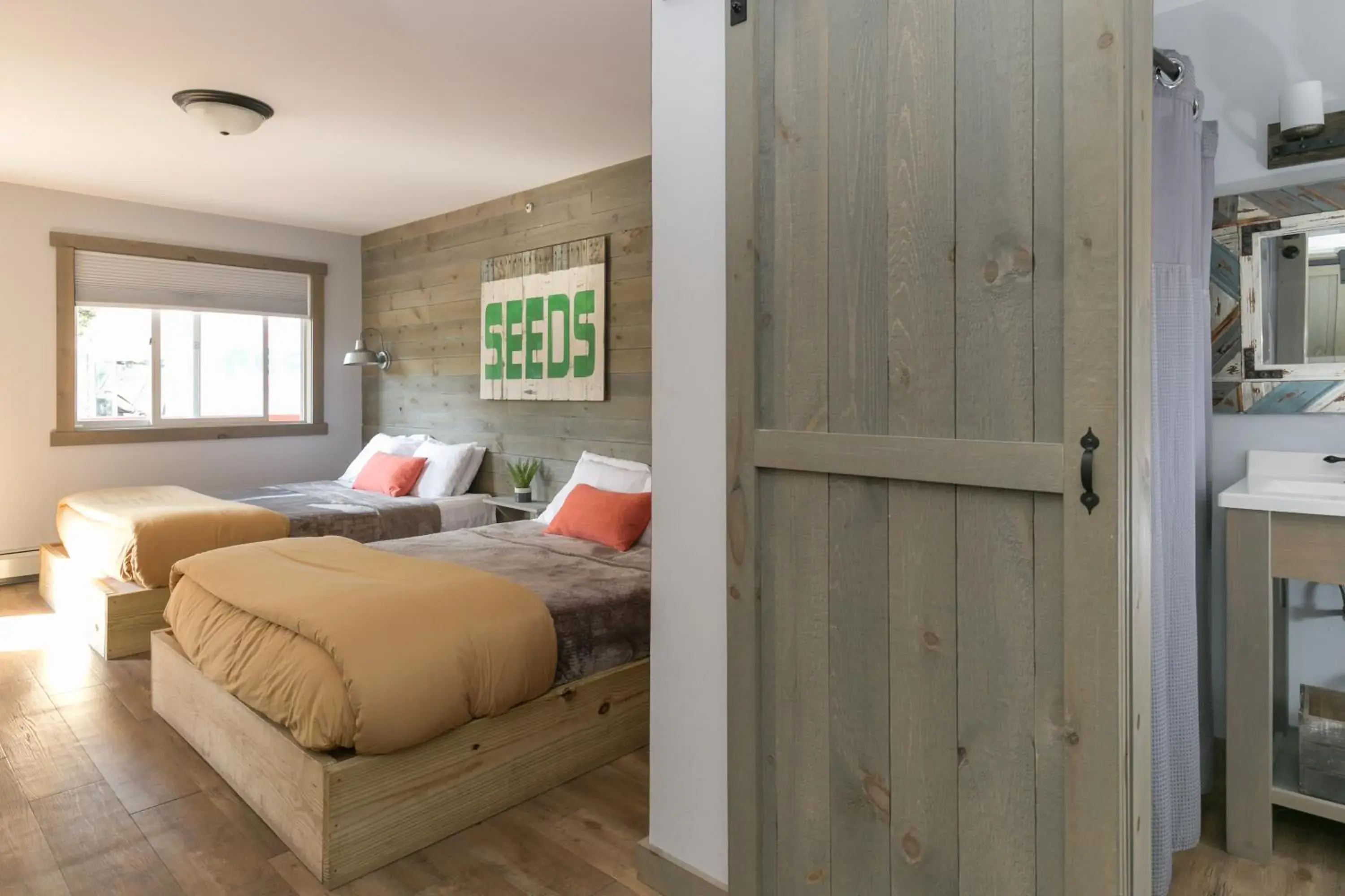 Standard Two Queen in Warren Lodge Standard Two Queen in Warren Lodge