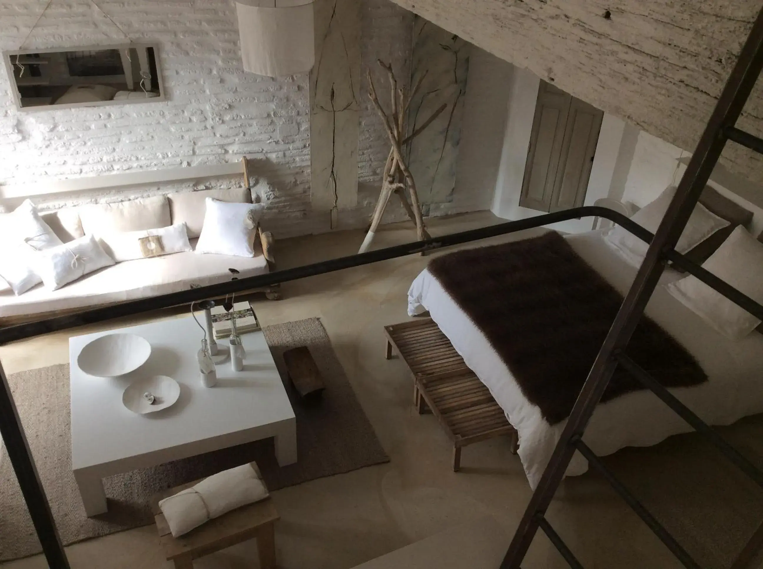 Double Room with Courtyard View in La maison sur la place Double Room with Courtyard View in La maison sur la place