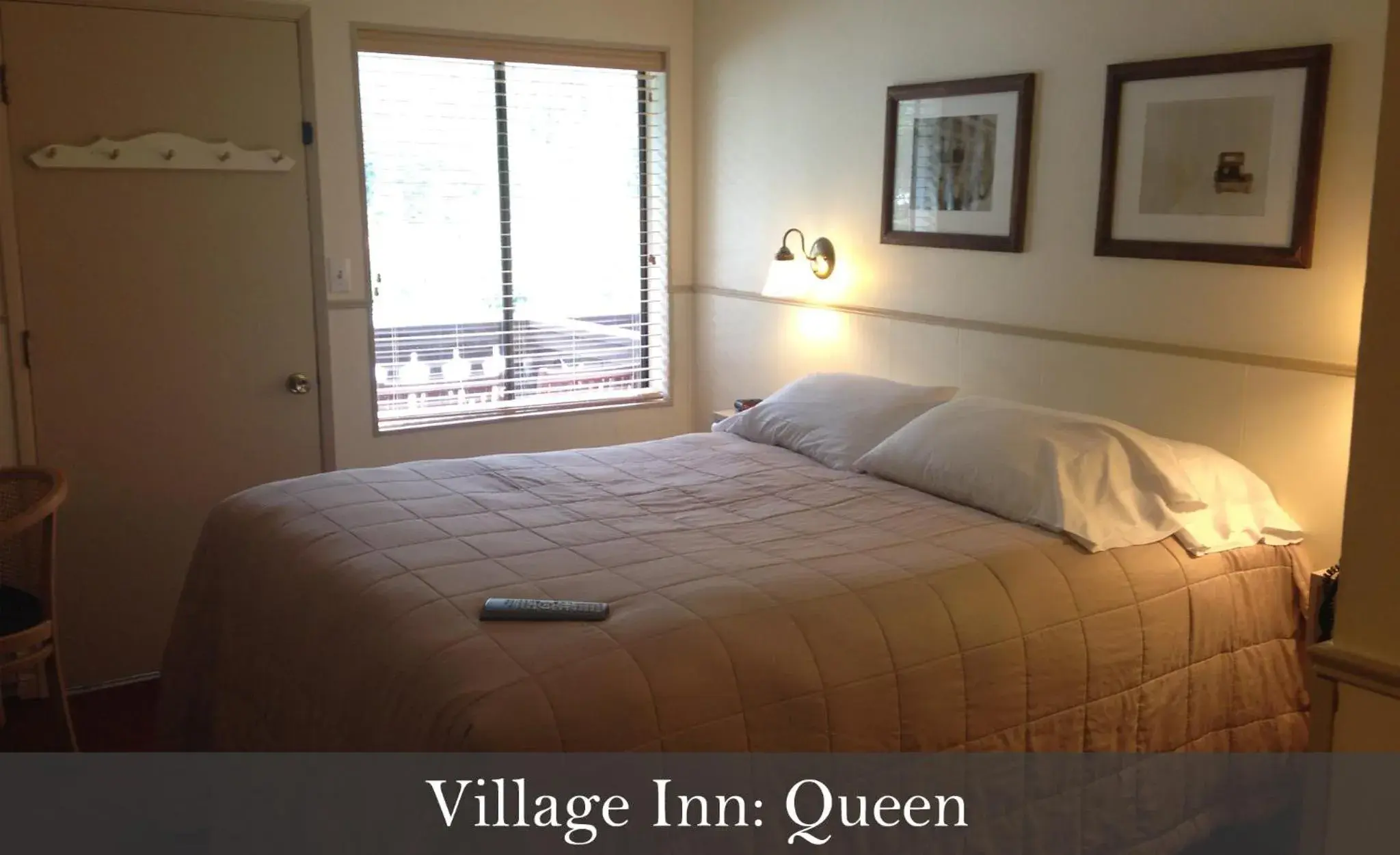 Queen Room with Balcony in Crystal Mountain Hotels Queen Room with Balcony in Crystal Mountain Hotels