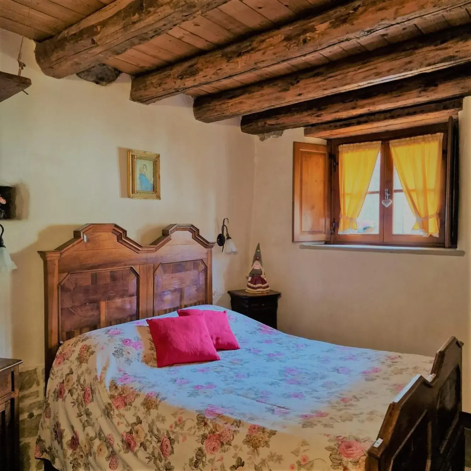 Double Room with Private Bathroom in B&B Santa Brigida Double Room with Private Bathroom in B&B Santa Brigida