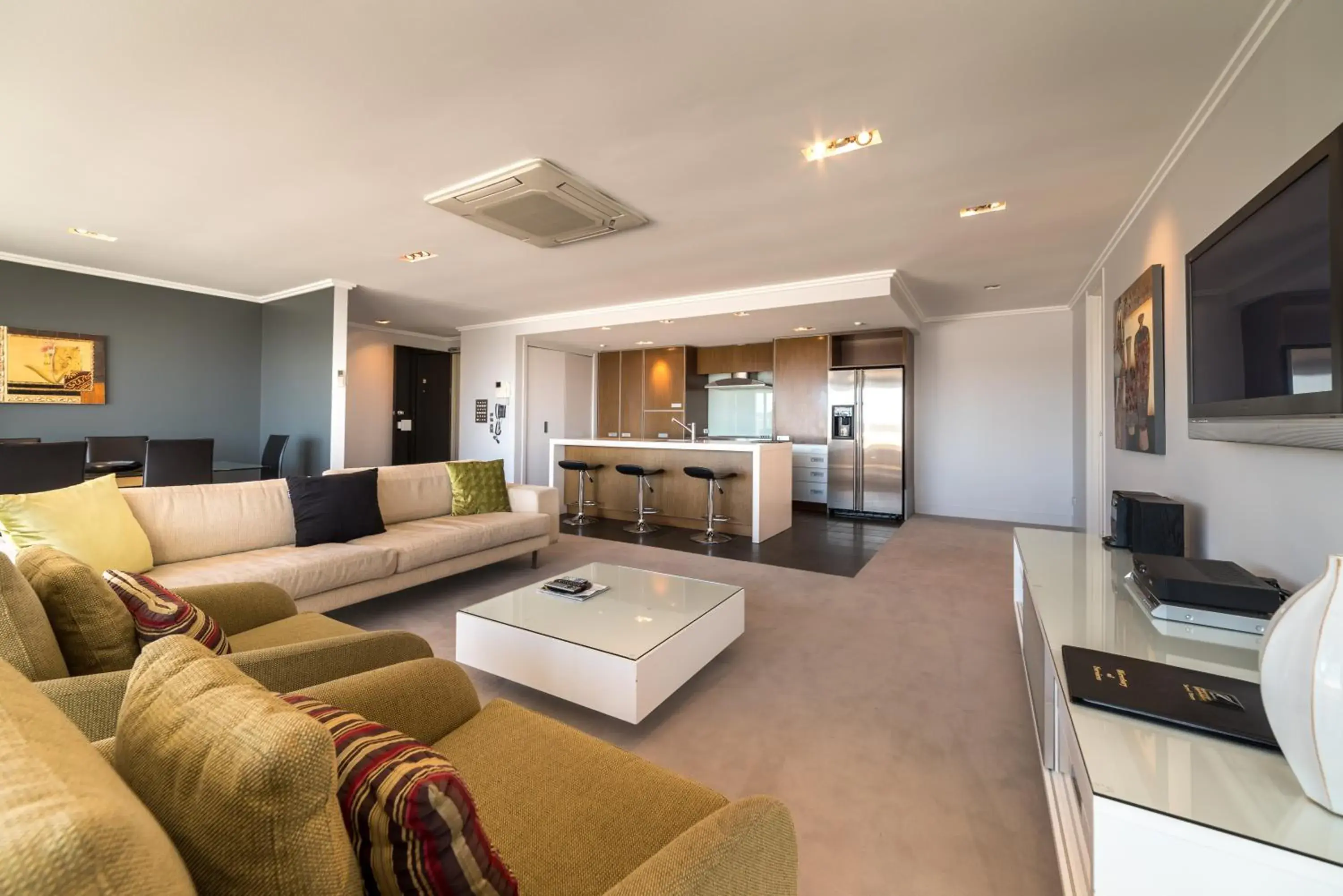 Two-Bedroom Penthouse Apartment in Sacred Waters Taupo Two-Bedroom Penthouse Apartment in Sacred Waters Taupo