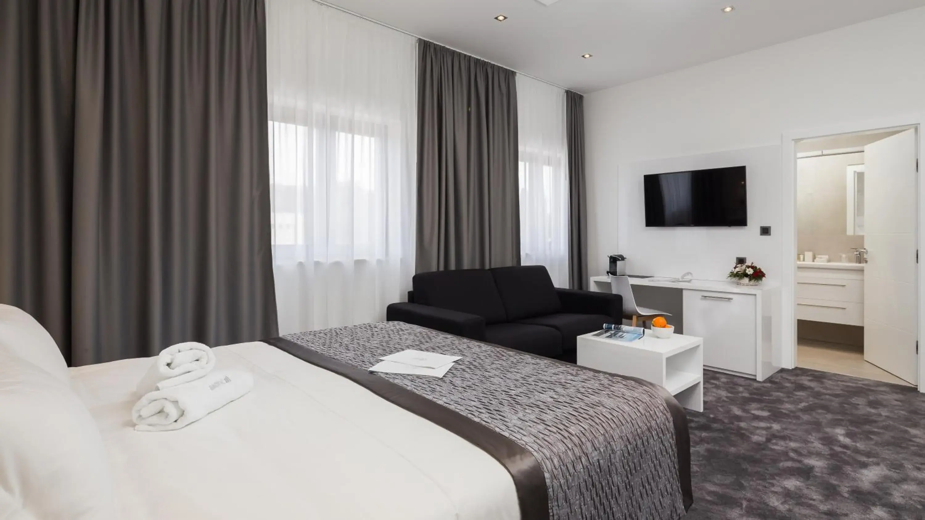 Superior Double Room in Marina Baotić Apartments Superior Double Room in Marina Baotić Apartments