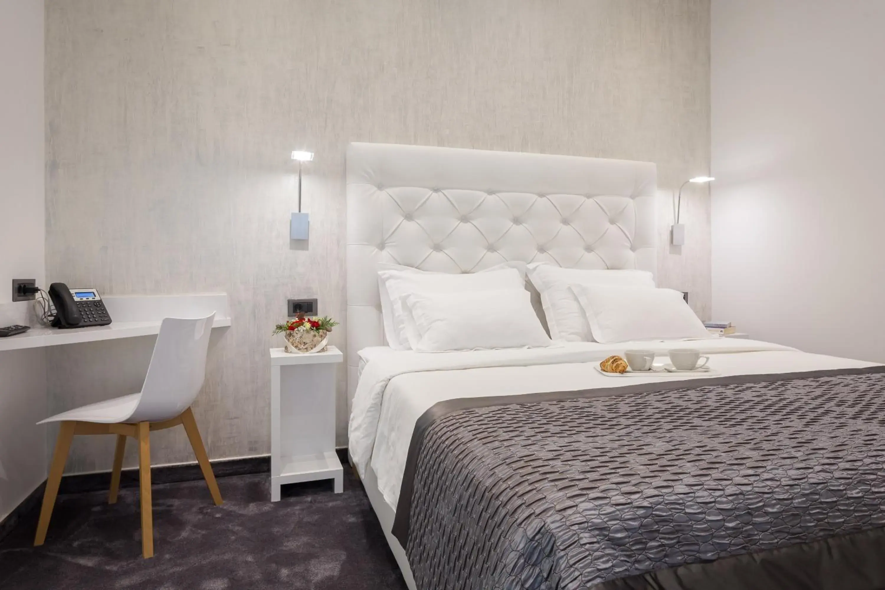 Comfort Two-Bedroom Apartment with Balcony and Sea View in Marina Baotić Apartments Comfort Two-Bedroom Apartment with Balcony and Sea View in Marina Baotić Apartments