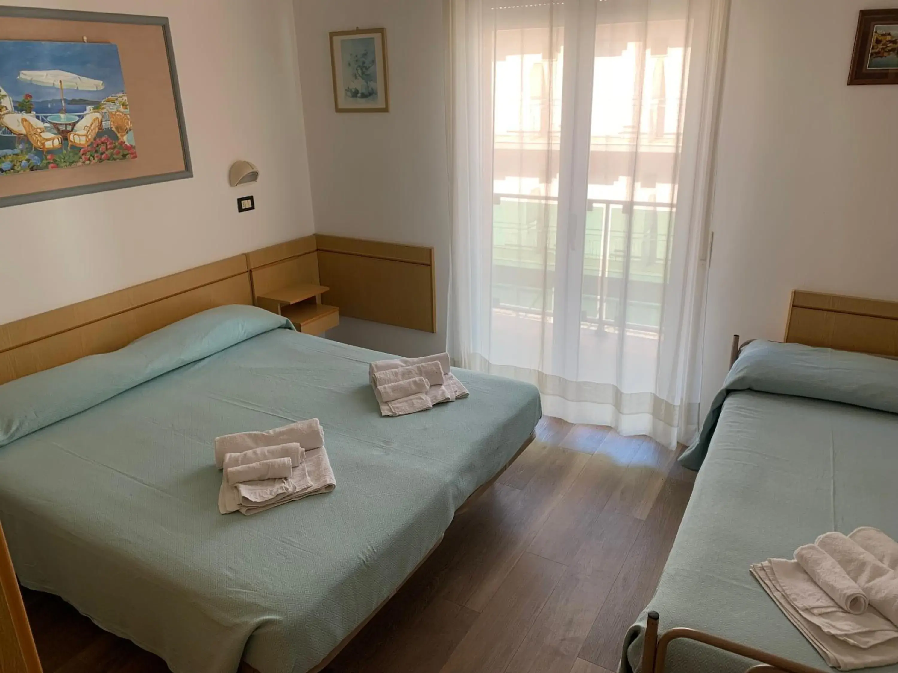 Standard Triple Room in Hotel Tre Grazie Standard Triple Room in Hotel Tre Grazie