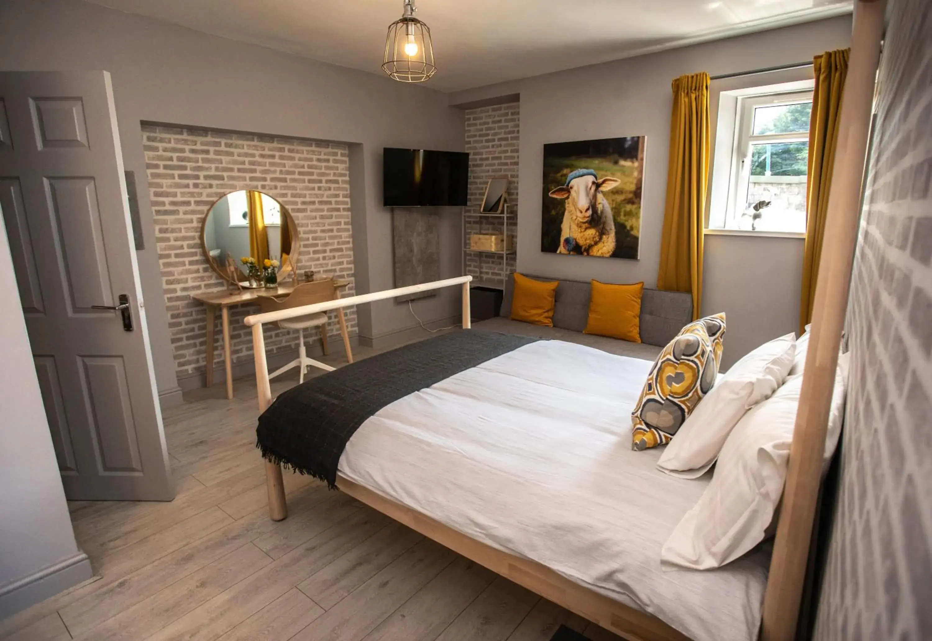 Superior Studio - single occupancy in James' Place at Dowlais Superior Studio - single occupancy in James' Place at Dowlais