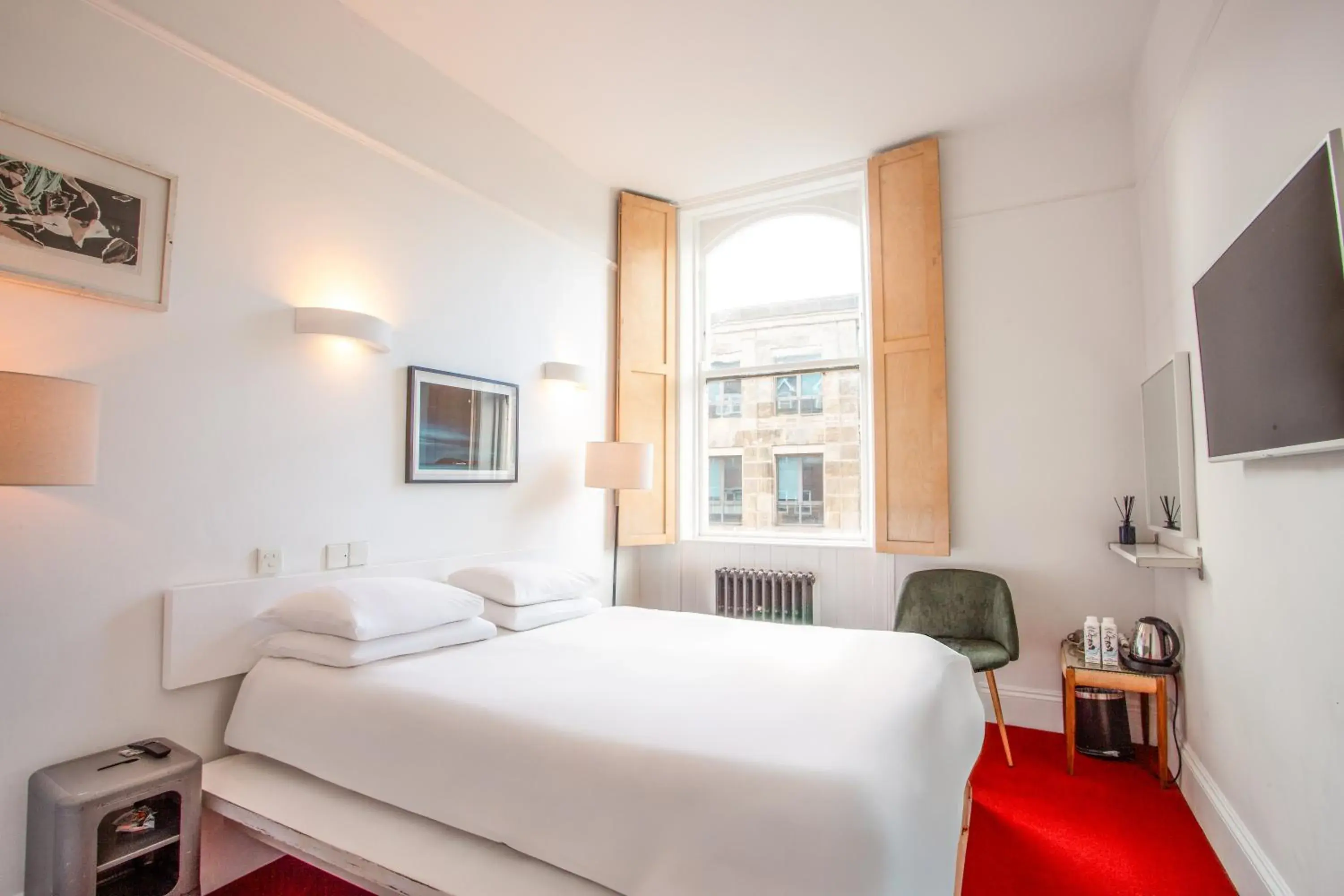 Standard Double Room in Kellys Hotel Standard Double Room in Kellys Hotel