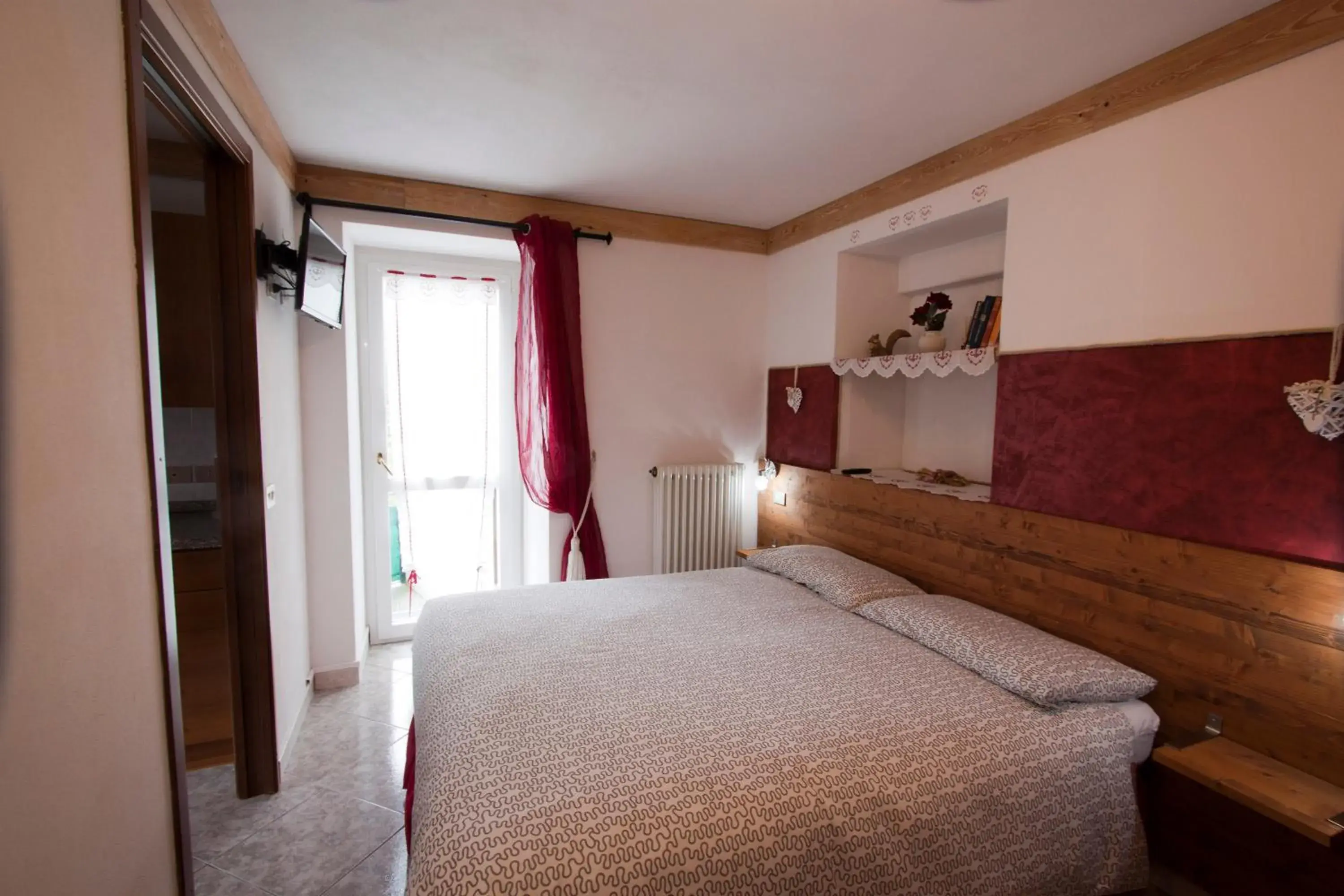 Apartment with Terrace in Residence Arvinei Apartment with Terrace in Residence Arvinei