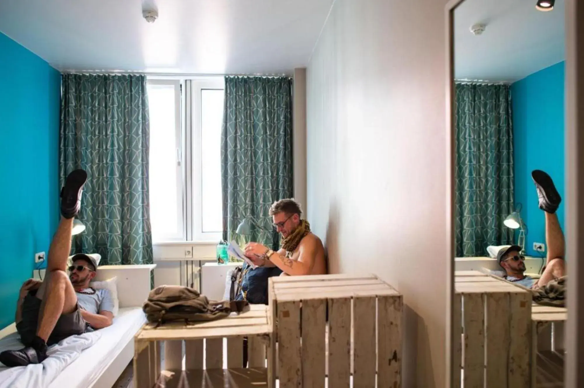 Twin Room in Wombat's City Hostel Munich Hauptbahnhof Twin Room in Wombat's City Hostel Munich Hauptbahnhof