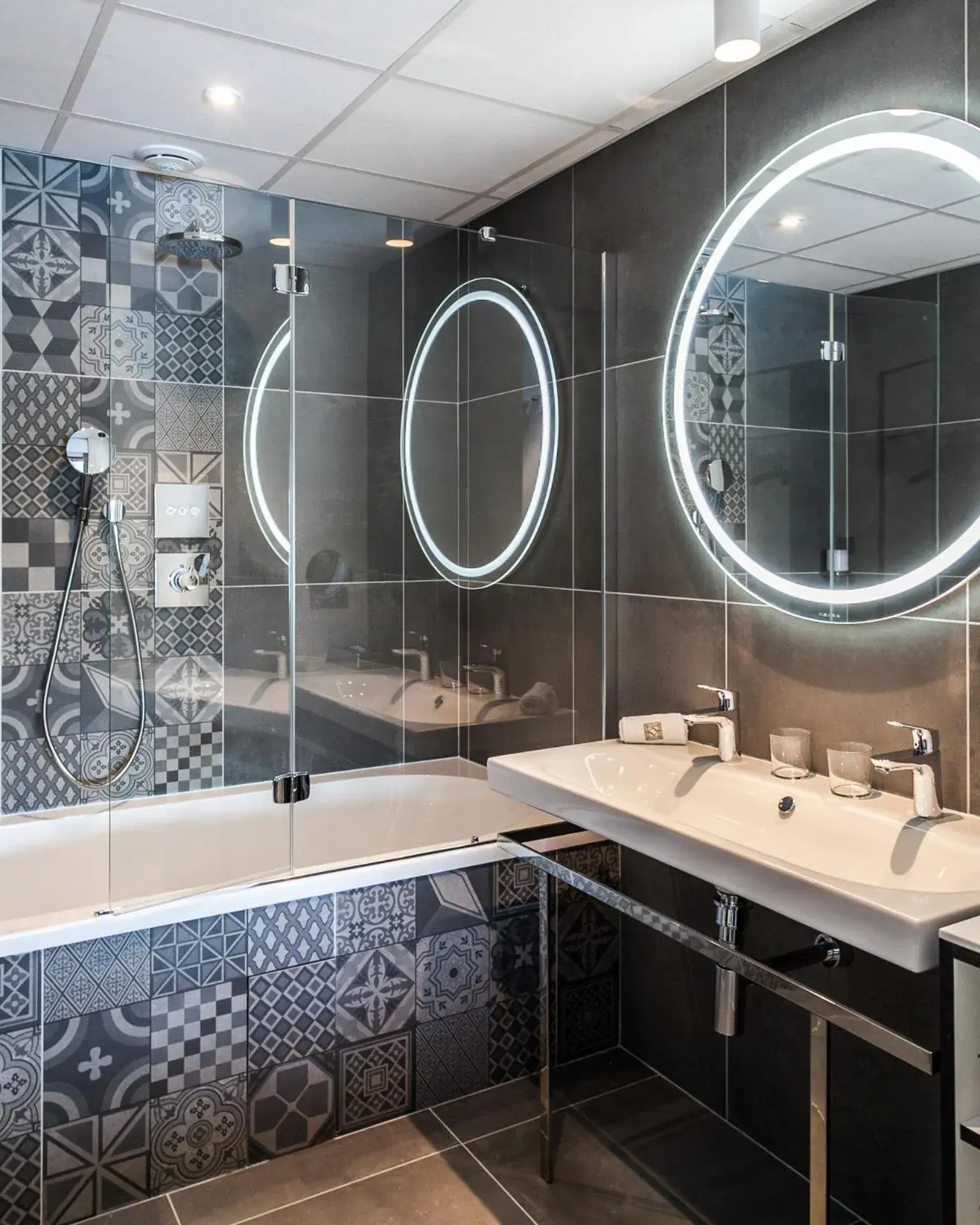 Dream with lake view in Hôtel & Spa Villa Seren Dream with lake view in Hôtel & Spa Villa Seren