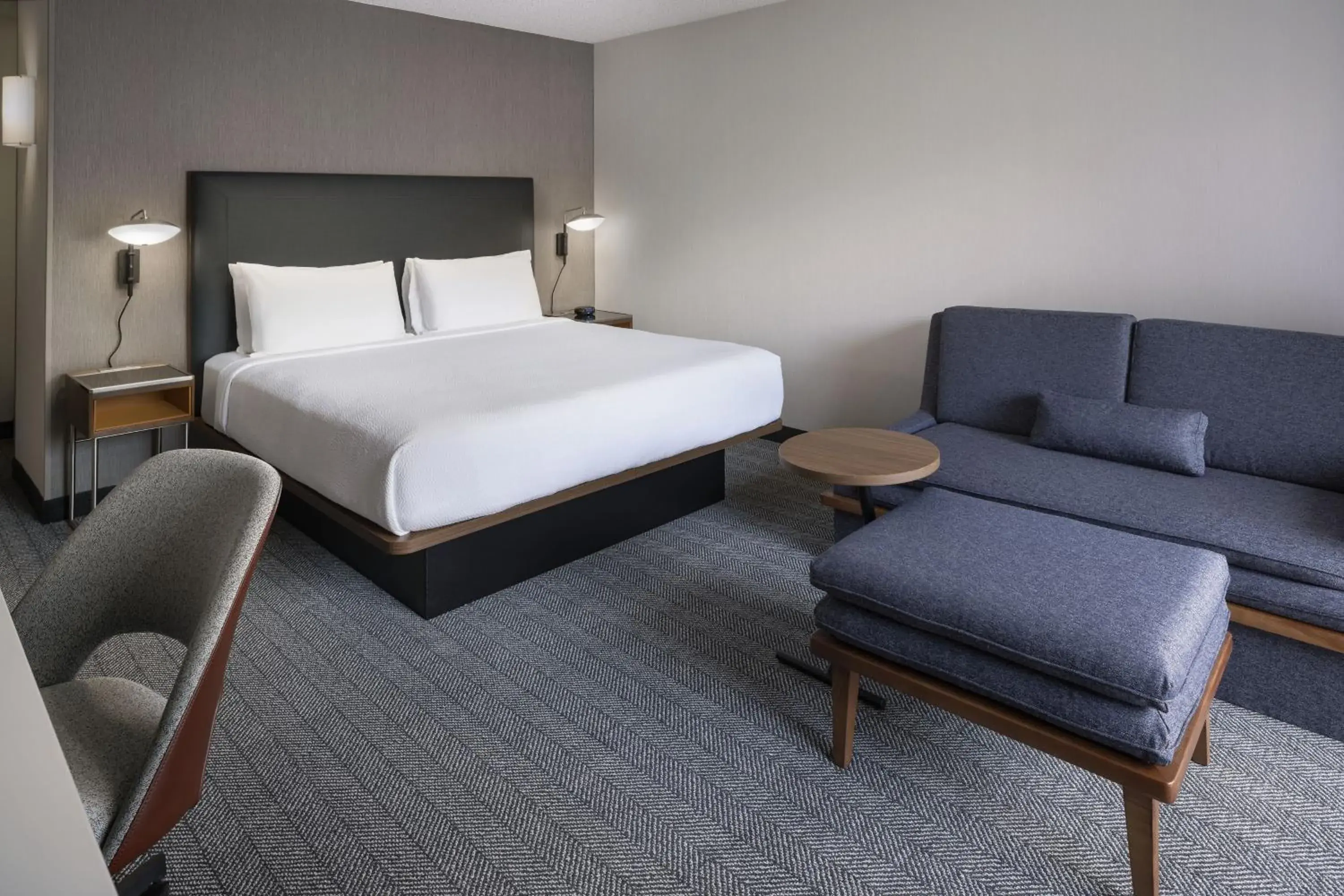 King Room with Sofa Bed in Courtyard by Marriott San Mateo Foster City King Room with Sofa Bed in Courtyard by Marriott San Mateo Foster City