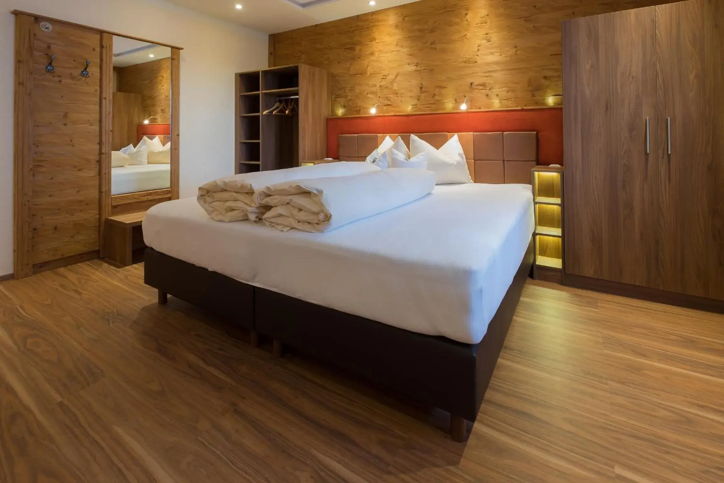 Deluxe Double Room with Shower - single occupancy in Landgasthof Zum Lang Deluxe Double Room with Shower - single occupancy in Landgasthof Zum Lang