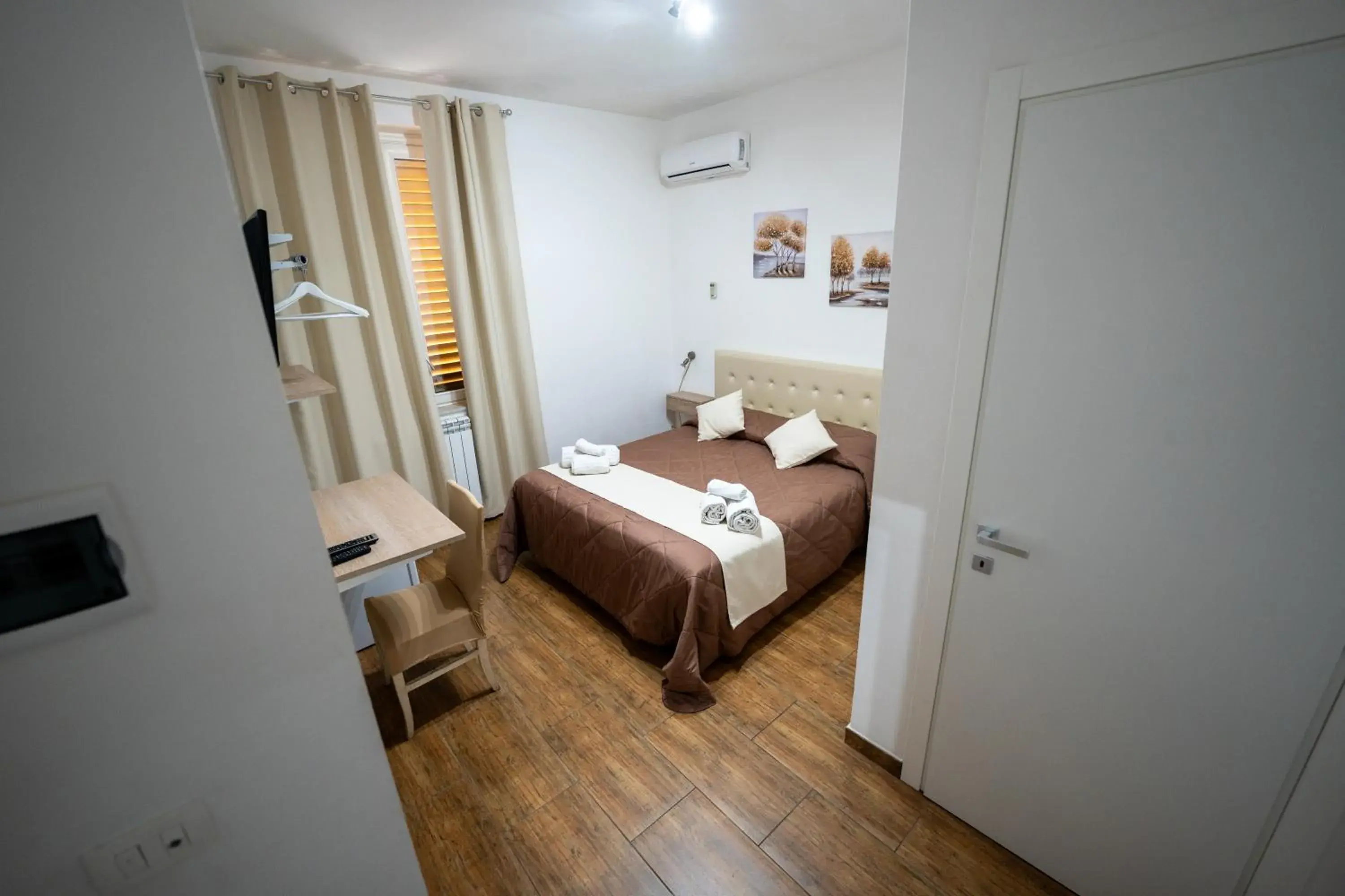 Double Room with Garden View - single occupancy in B&B Villa Achibea Double Room with Garden View - single occupancy in B&B Villa Achibea