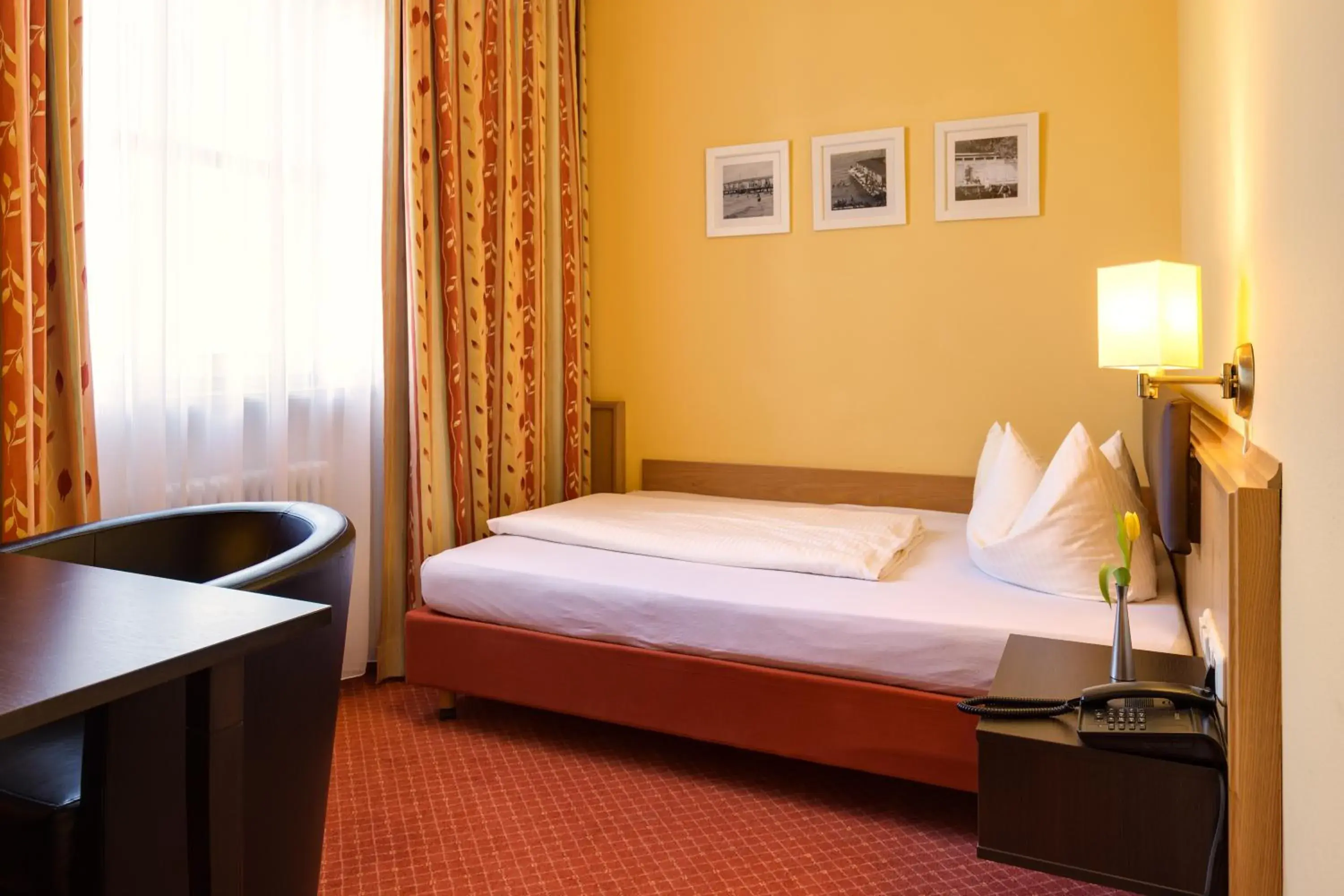 Single Room in Hotel Seehof Single Room in Hotel Seehof